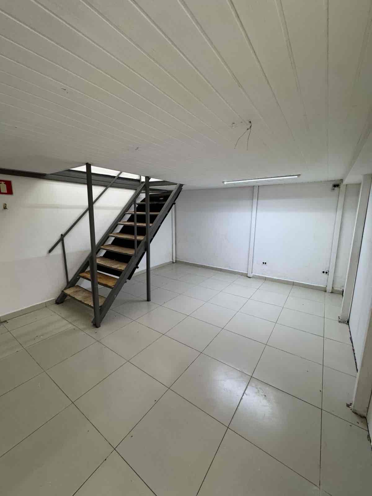 Sala comercial para locação,150m²úteis na rua sergipe no Centro de Londrina, PR