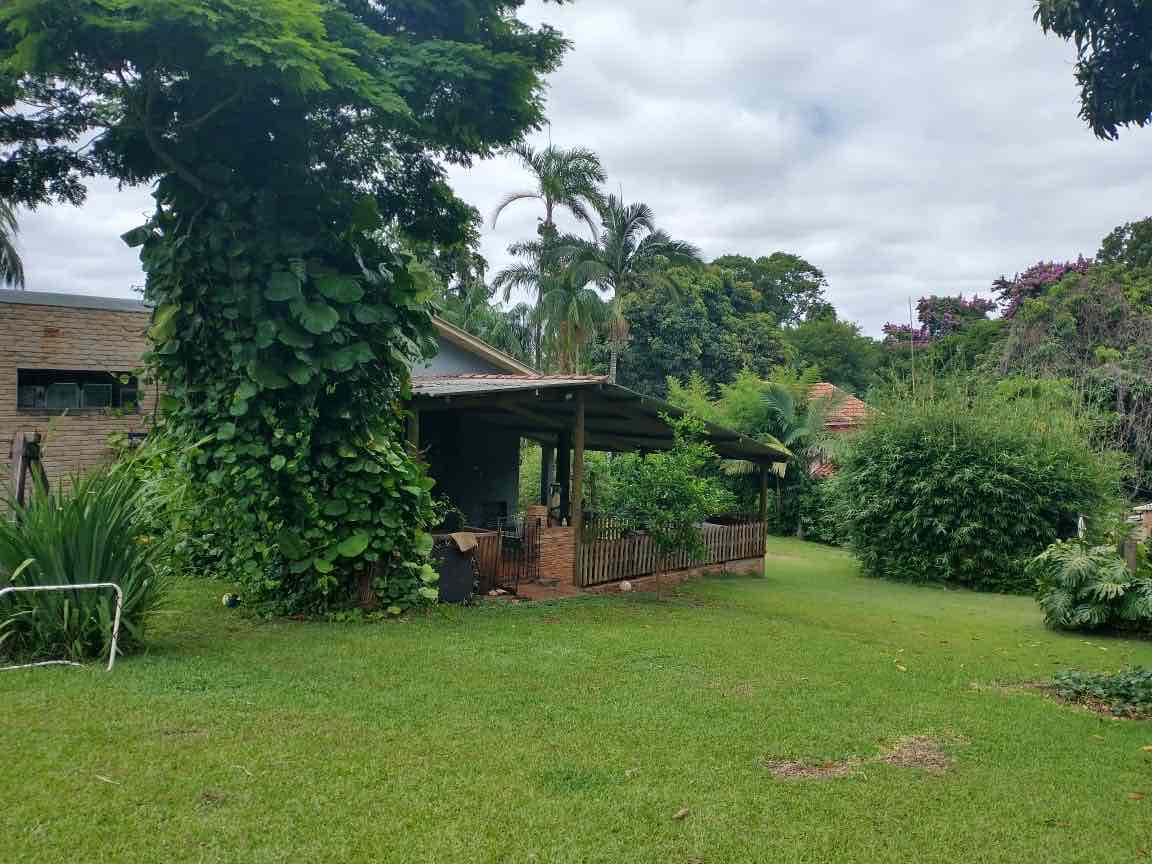 Chácara à venda, próximo ao Royal Forest, 3000 m² total, com casa 300m² de construção, 3 quartos sendo 1 suíte, Shangri-lá, Londrina, PR