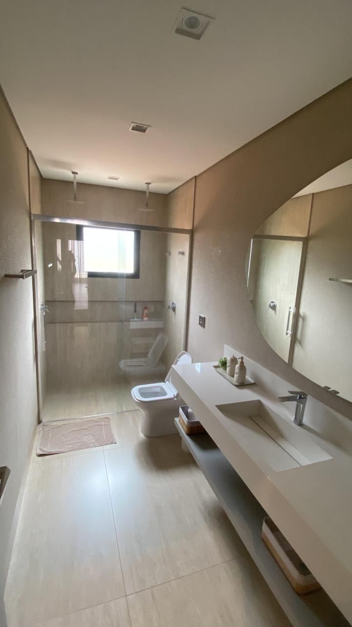 Casa à venda, 5 suites, 350 m², Estância Punta Del Este, Londrina, PR
