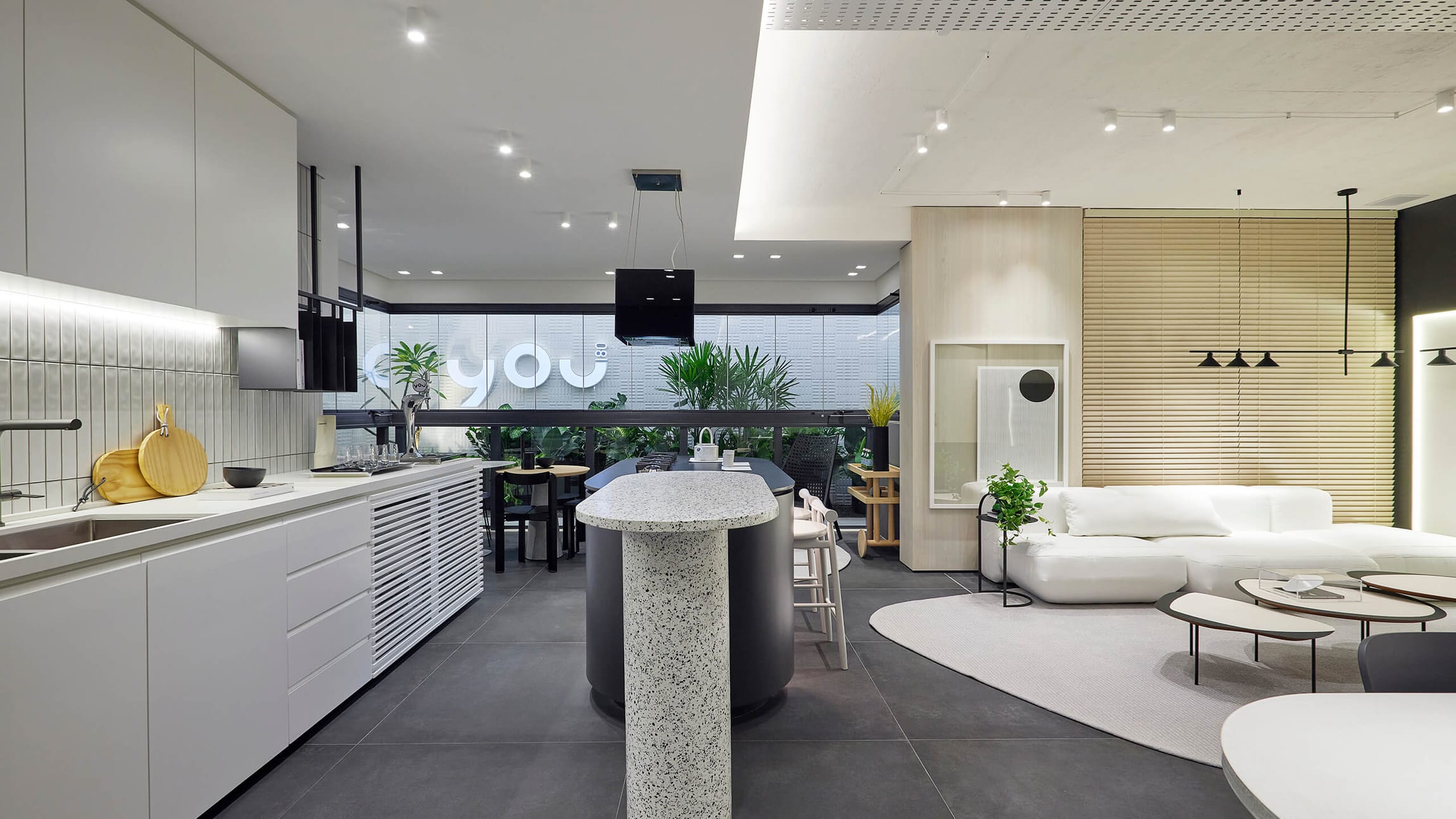 You 180 - Vanguard - Apartamento à venda 02 quartos (1 suíte), 85m² privativo/01 vaga - Gleba Palhano Londrina Pr- próximo Lago, shopping Aurora,