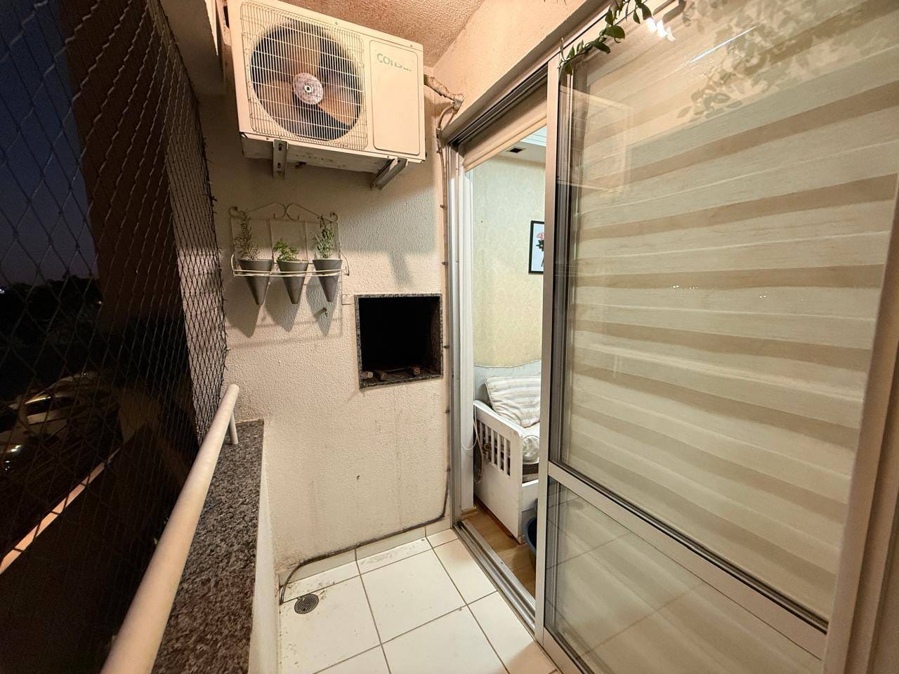 Apartamento à venda, Ed. Marco dos Pioneiros  2 Dorm, Mobiliado, Sacada c/ Churrasqueira, Andar Alto, Jard. Morumbi, Londrina, PR