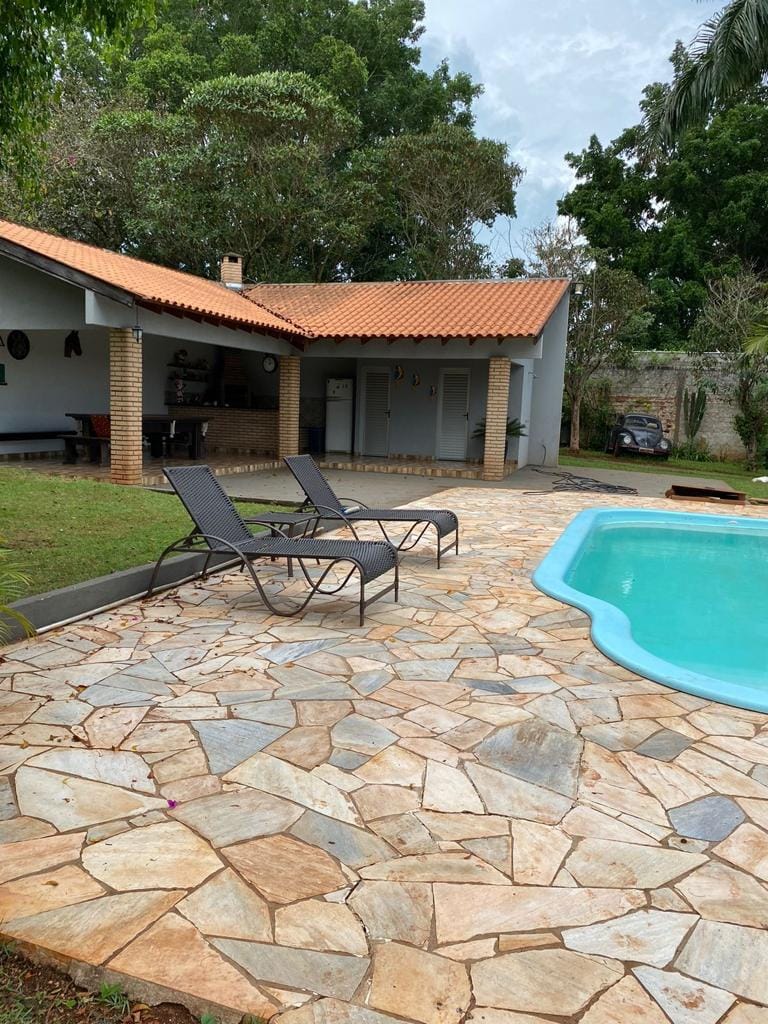 Chácara à Venda, fazenda nata, casa com 250m² de construção, 3 quartos sendo 1 suite -  Londrina, PR