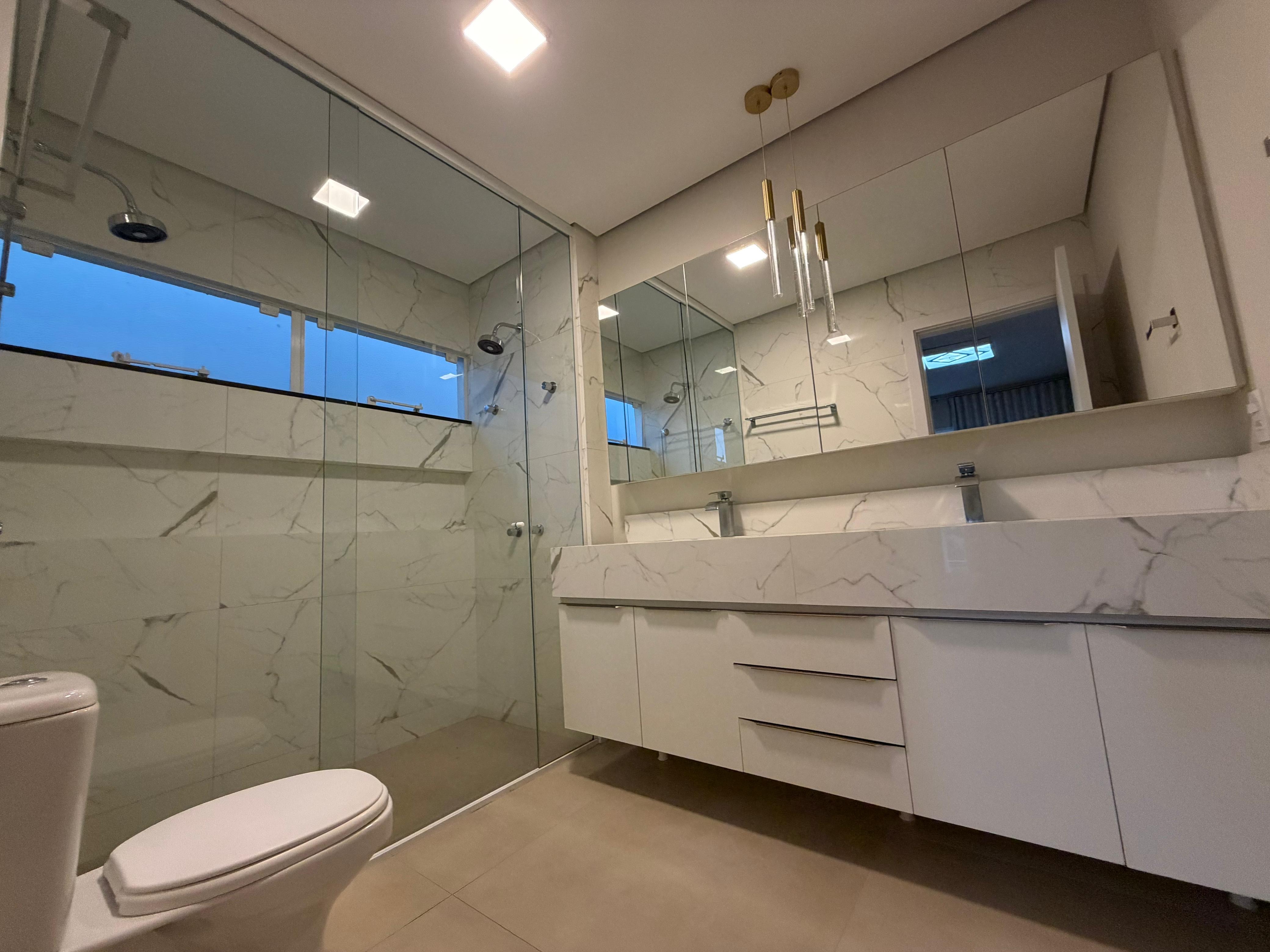Sobrado á venda, Condomínio Bela Vitta,  195m² úteis , 3 suite Suites, todo planejado - Zona Leste - Londrina/PR
