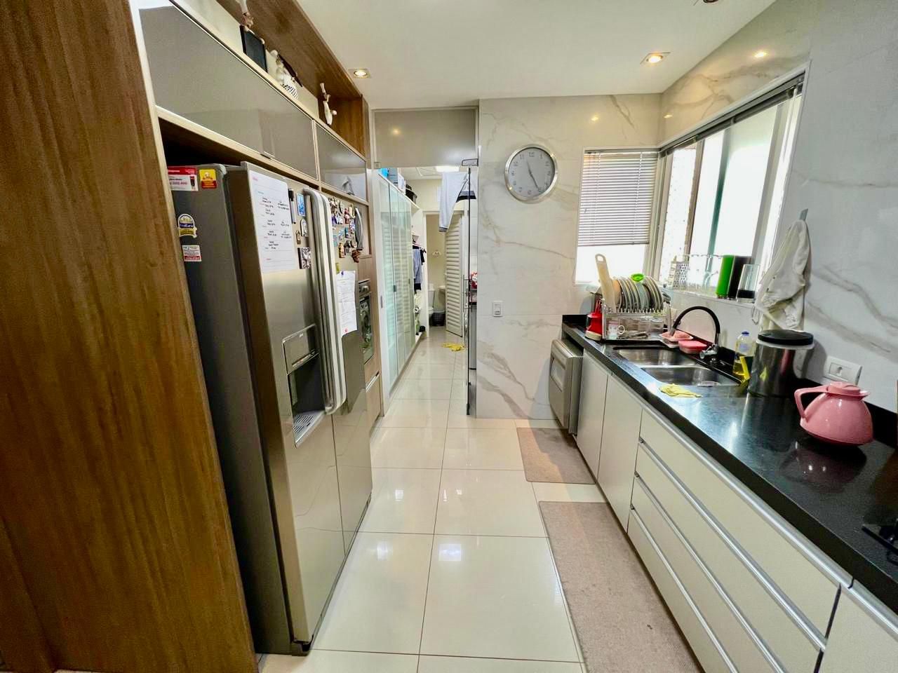 Apartamento  à venda, Ed. Maison Victoria, 183m², 3 suítes, 2 vagas -  Santa Rosa, Londrina, PR