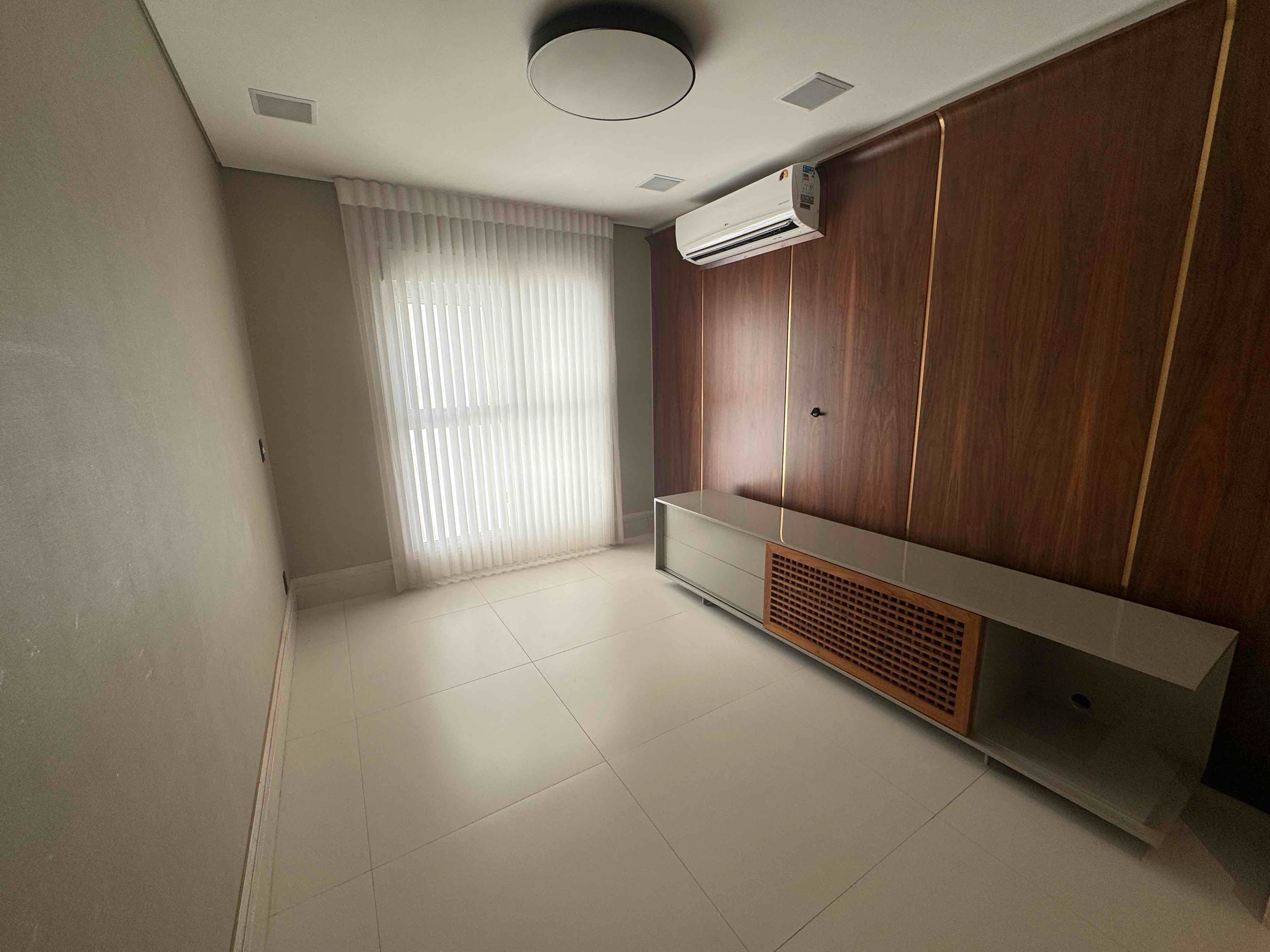 Apartamento à venda Landmark Residence, andar alto, Gleba Fazenda Palhano, Londrina, PR