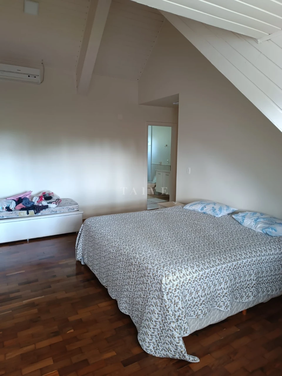 Casa À Vvenda Condomínio Bom Tempo