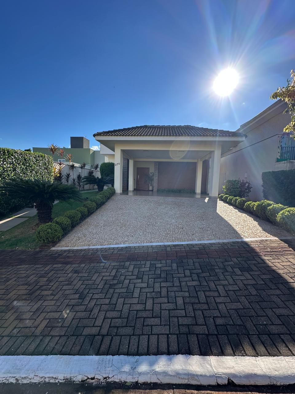 Casa à venda, 3 quartos sendo 1 demi suite, 360 m², Condomínio  Ville Campestre, Londrina, PR