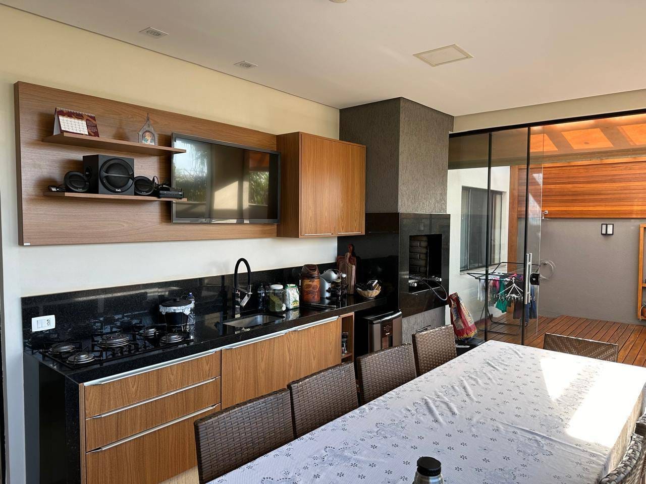 Sobrado 252m² à venda/3 suítes/4 vagas - Cond. Golden Hill - Esperança, Londrina, PR