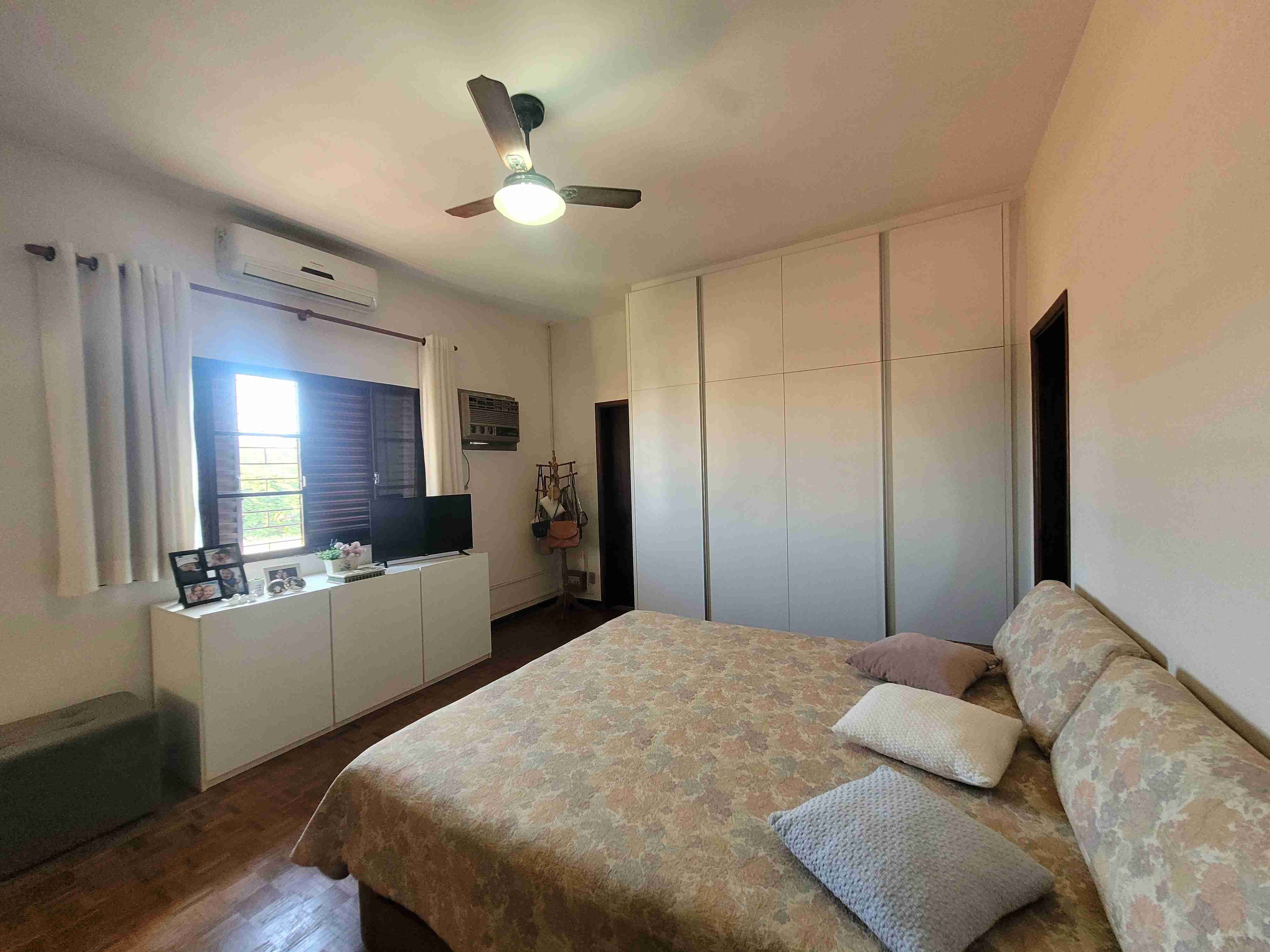 Casa à venda,  3 quartos, jardim Araxá,Londrina, PR