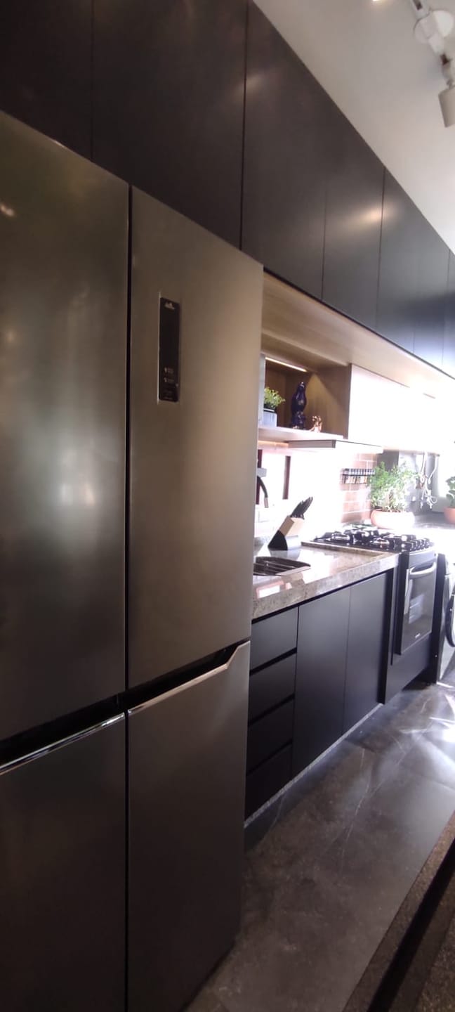 Apartamento a venda,Ed Sunset Faria Lima, 54m² úteis,2 quartos, móveis planejados, andar alto -  Gleba Fazenda Palhano, Londrina, PR
