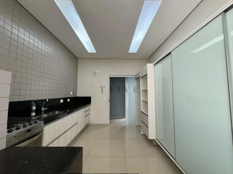 Casa em Condomínio 290m², 3 suítes, â Venda Condomínio Acácia Imperial Londrina - foto 18