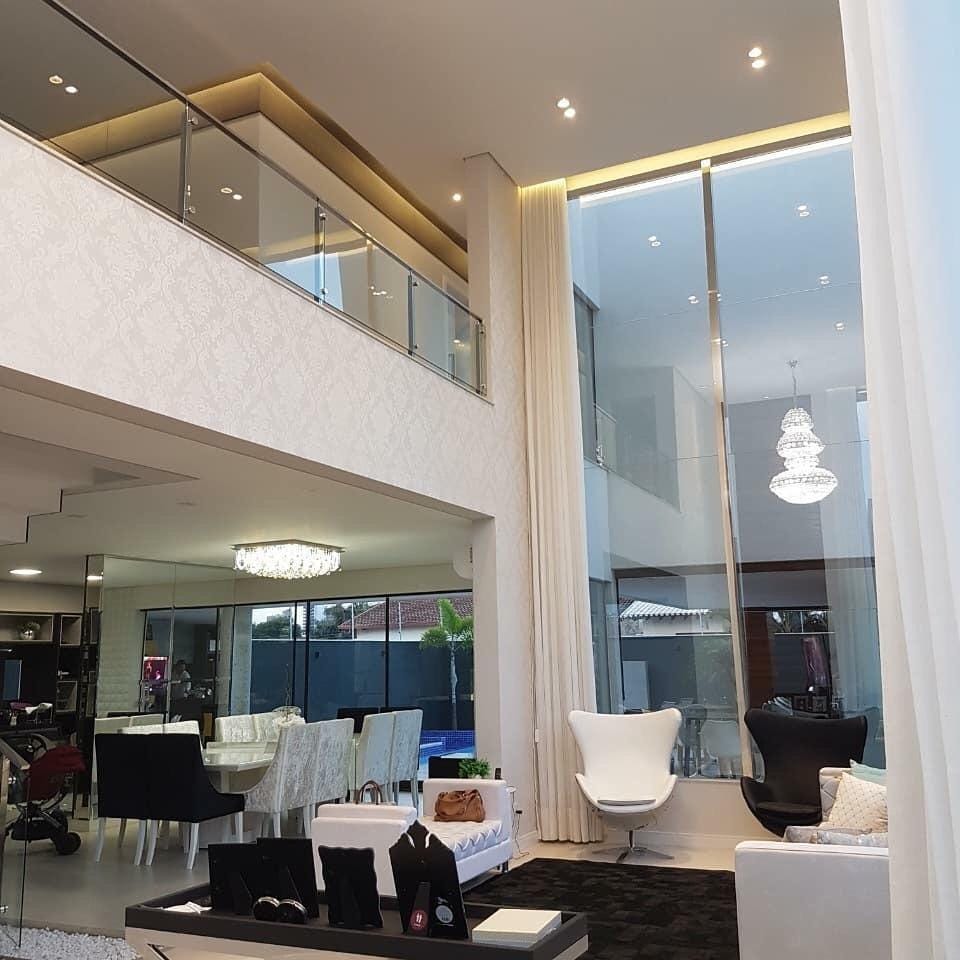 Sobrado à venda e locação,  500m², 4 quartos (sendo 2 suítes), 6 banheiros, 4 vagas de garagem, Mediterrâneo - Londrina, PR