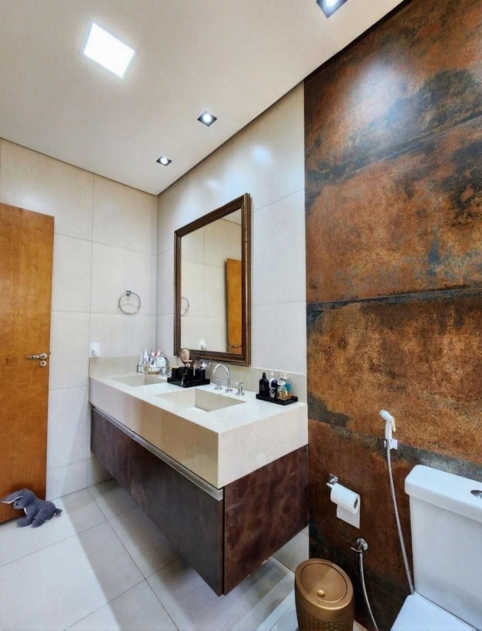 Casa à venda , Condomínio Tangará, 235m² privativos, 3 suítes, 4 garagens, churrasqueira - Parque Tauá, Londrina, PR