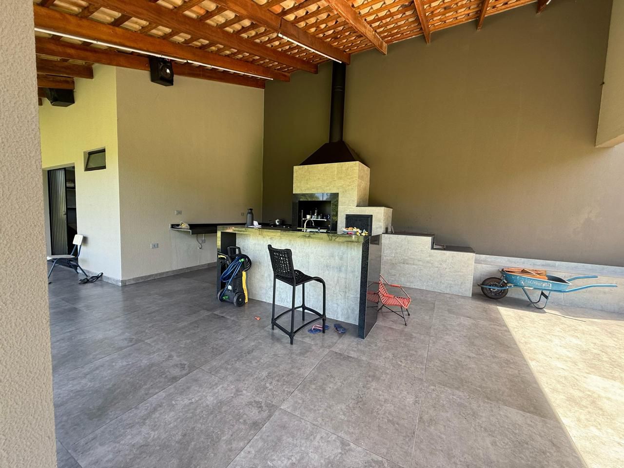 Chácara à venda, 400 m², Chácara Santa Maria, Cambé, PR
