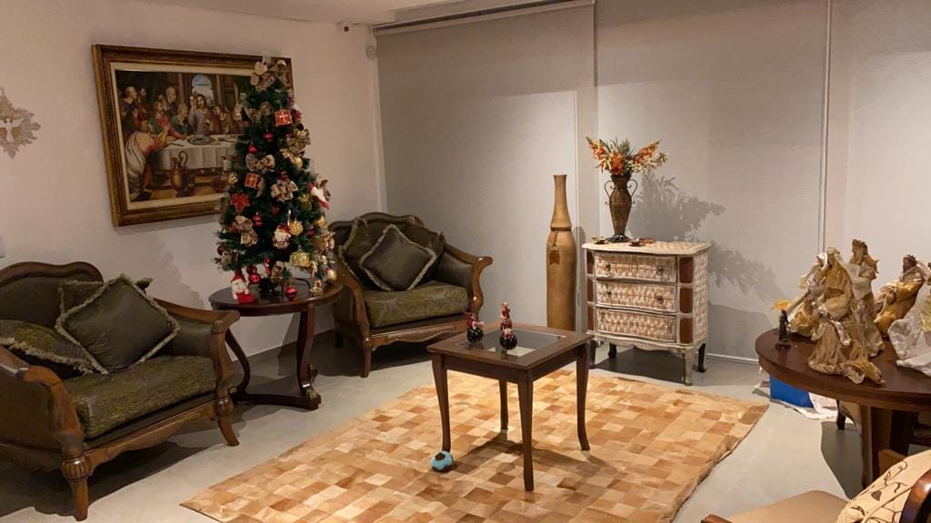 Chácara à Venda, porteira fechada, 1582m² no Condomínio das Águas, casa de 420m² úteis, 4 suítes,  piscina, 14 vagas - Porecatu, PR