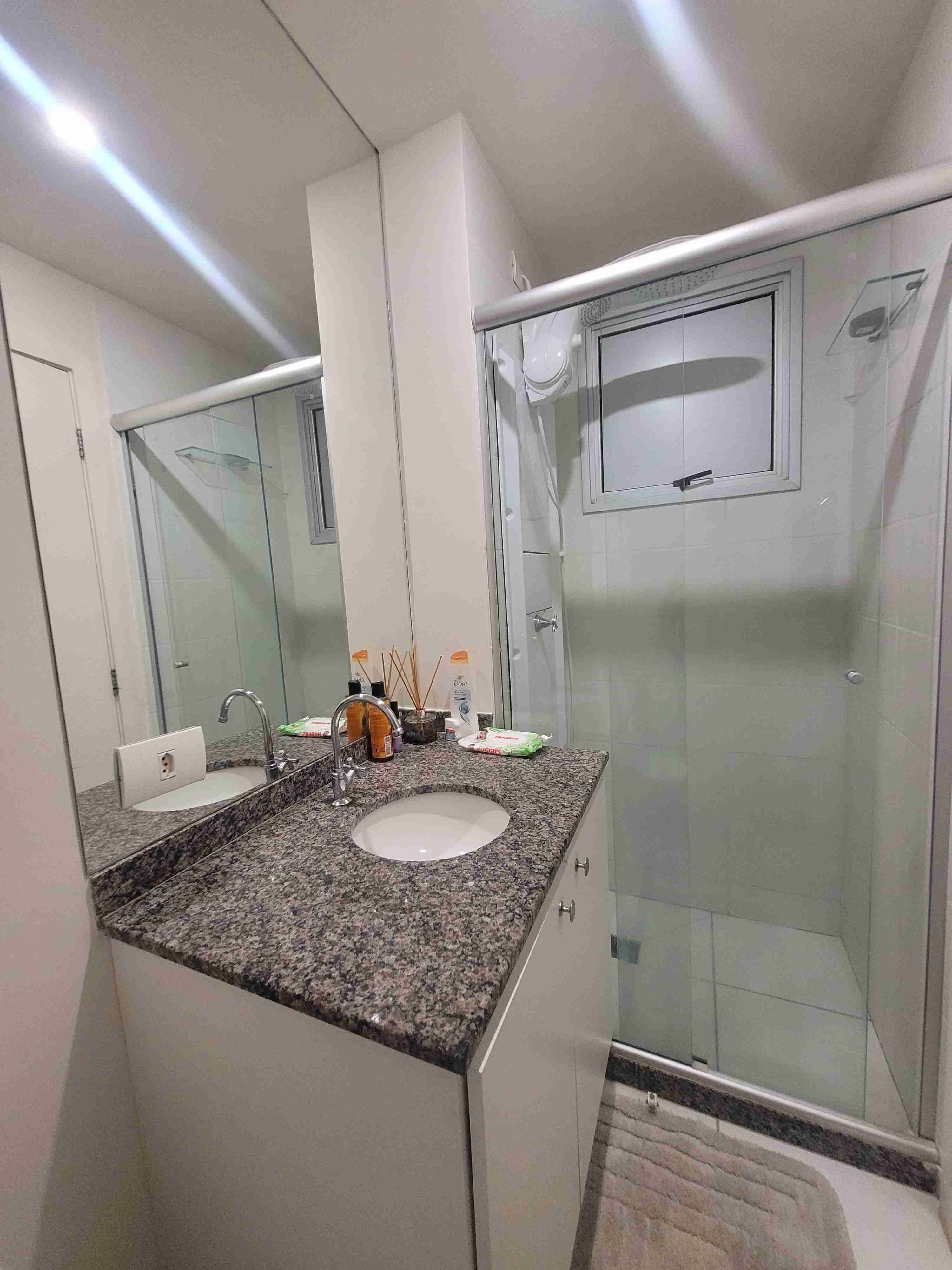 Apartamento à venda no Edifício Torres do Horizonte,andar alto, sol da manha, 3 quartos,Gleba Palhano- Londrina, PR