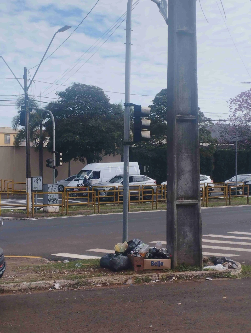 Barracão novo para locação, total 700m², amplo, pé direito de 8M ,av. tiradente ,frente vidro,Jardim Agari, Londrina, PR - foto 19