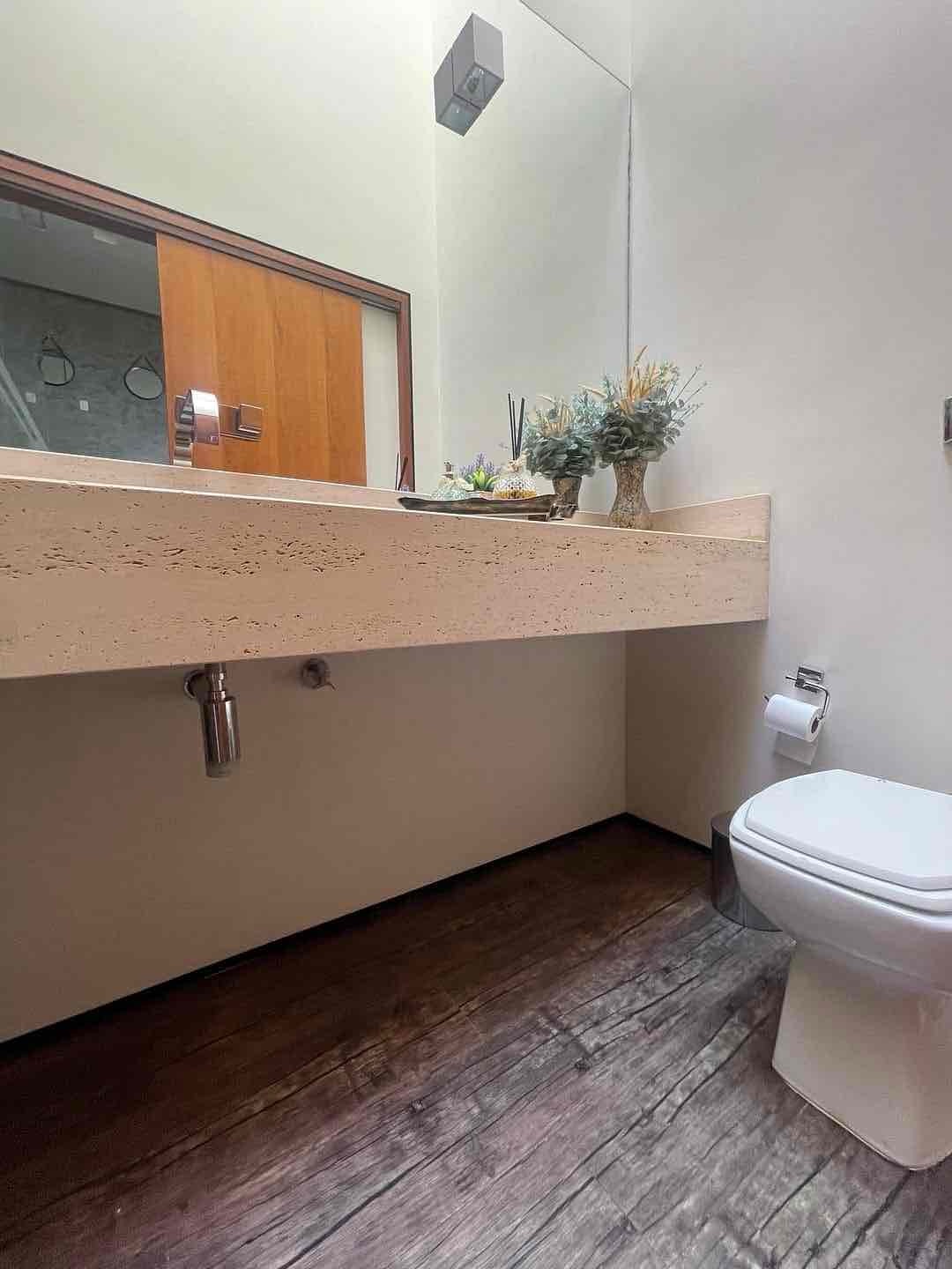 Casa à venda, Royal Forest, 300m² úteis, 3 suítes, aquecimento solar, piscina, quintal,  4 vagas -  Esperança Londrina, PR