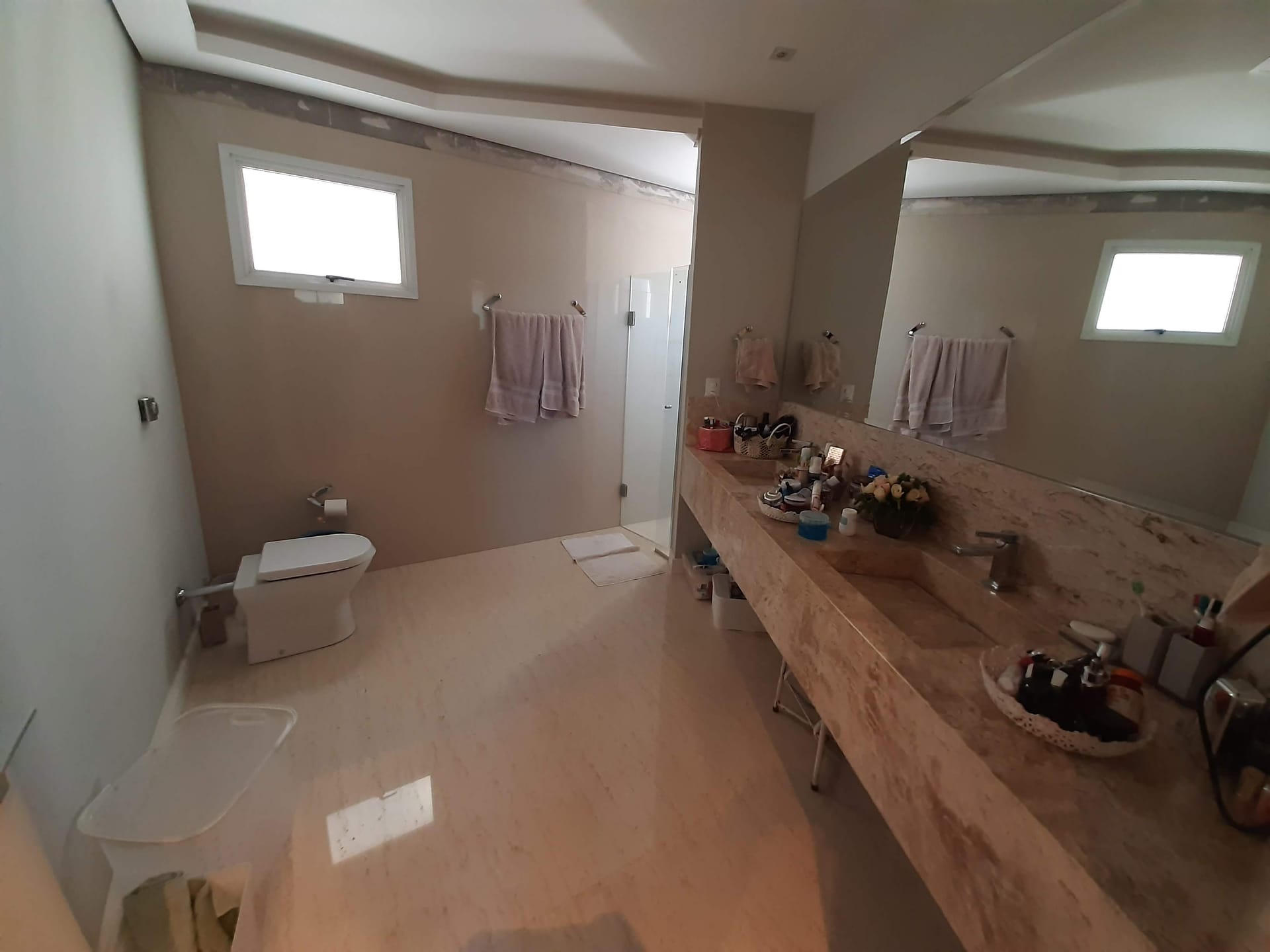 Sobrado  à venda, Condomínio Golden Park, 365 m² úteis, 3 quartos sendo 1 suíte master -  Zona Leste - Londrina/PR