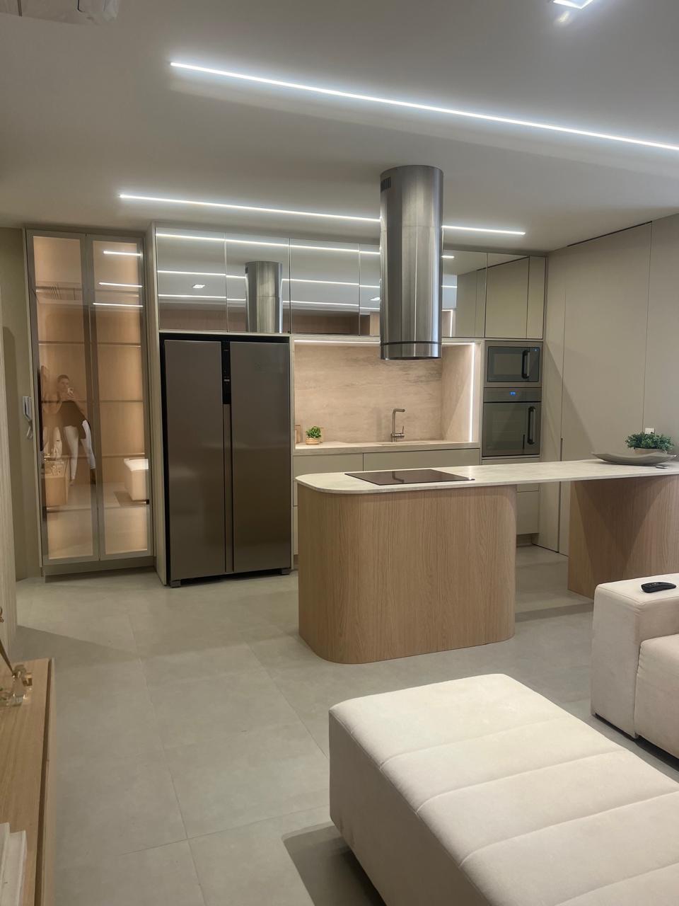 Apartamento para venda, Edifício Insght Palhano, 2 suítes, 2 vagas, todo mobiliado -  Gleba Fazenda Palhano, Londrina, PR