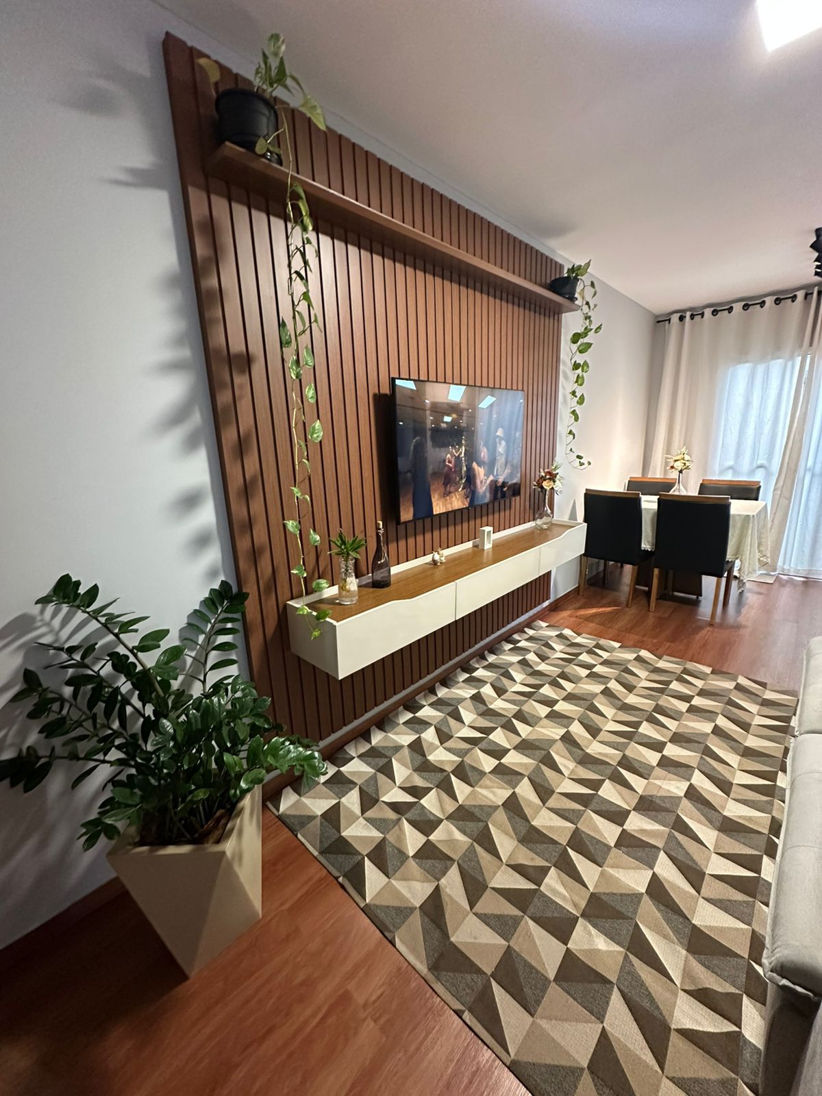 Apartamento à venda, 2 quartos, 57 m², Residencial Lituania, Jardim Lago Norte, Londrina, PR