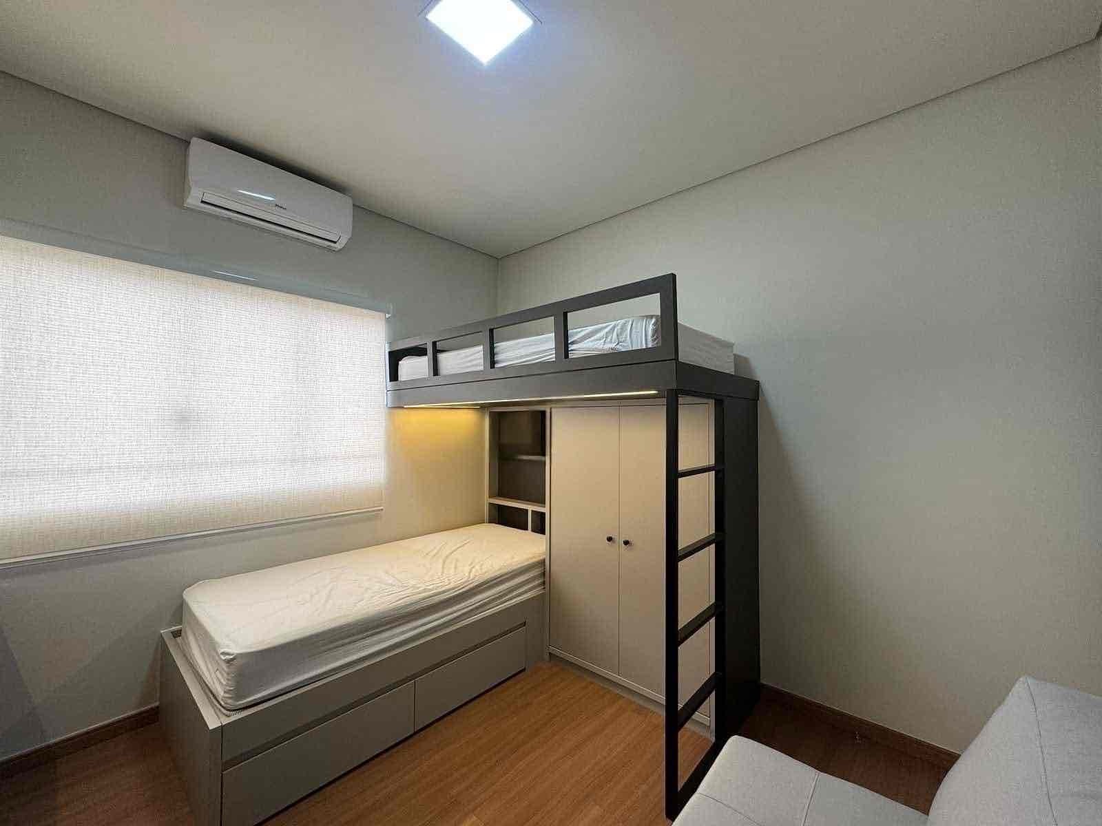 Casa  à venda, Royal Forest, 292m² úteis, 3 suítes, piscina aquecida, 4 vagas - Esperança, Londrina, PR
