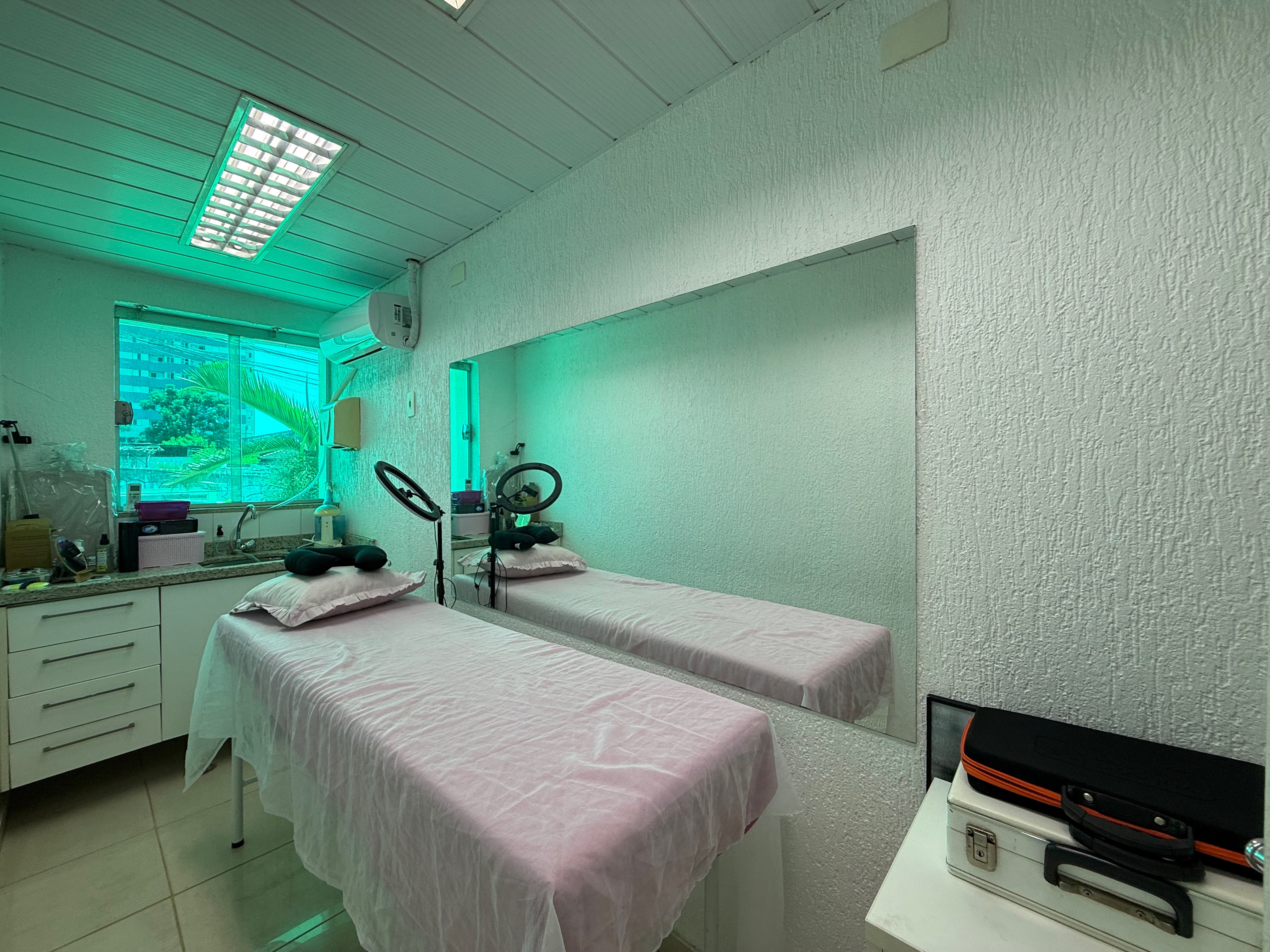 Clinica mobiliada em funcionamento para locação em Londrina