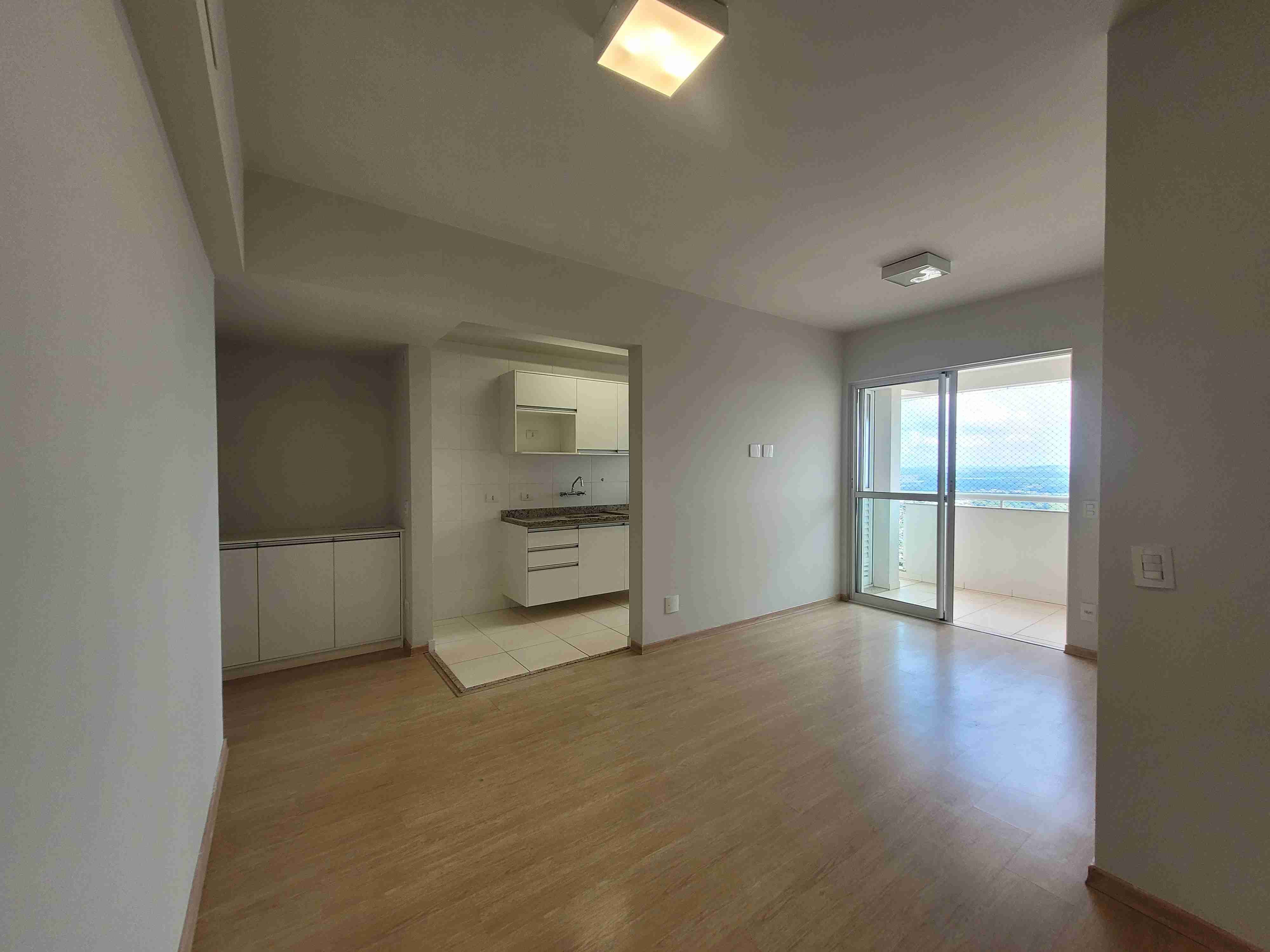 Apartamento à venda no Edifício Reserva Santana,  75m² úteis, 3 quartos sendo 1 suíte,Gleba Fazenda Palhano, Londrina, PR