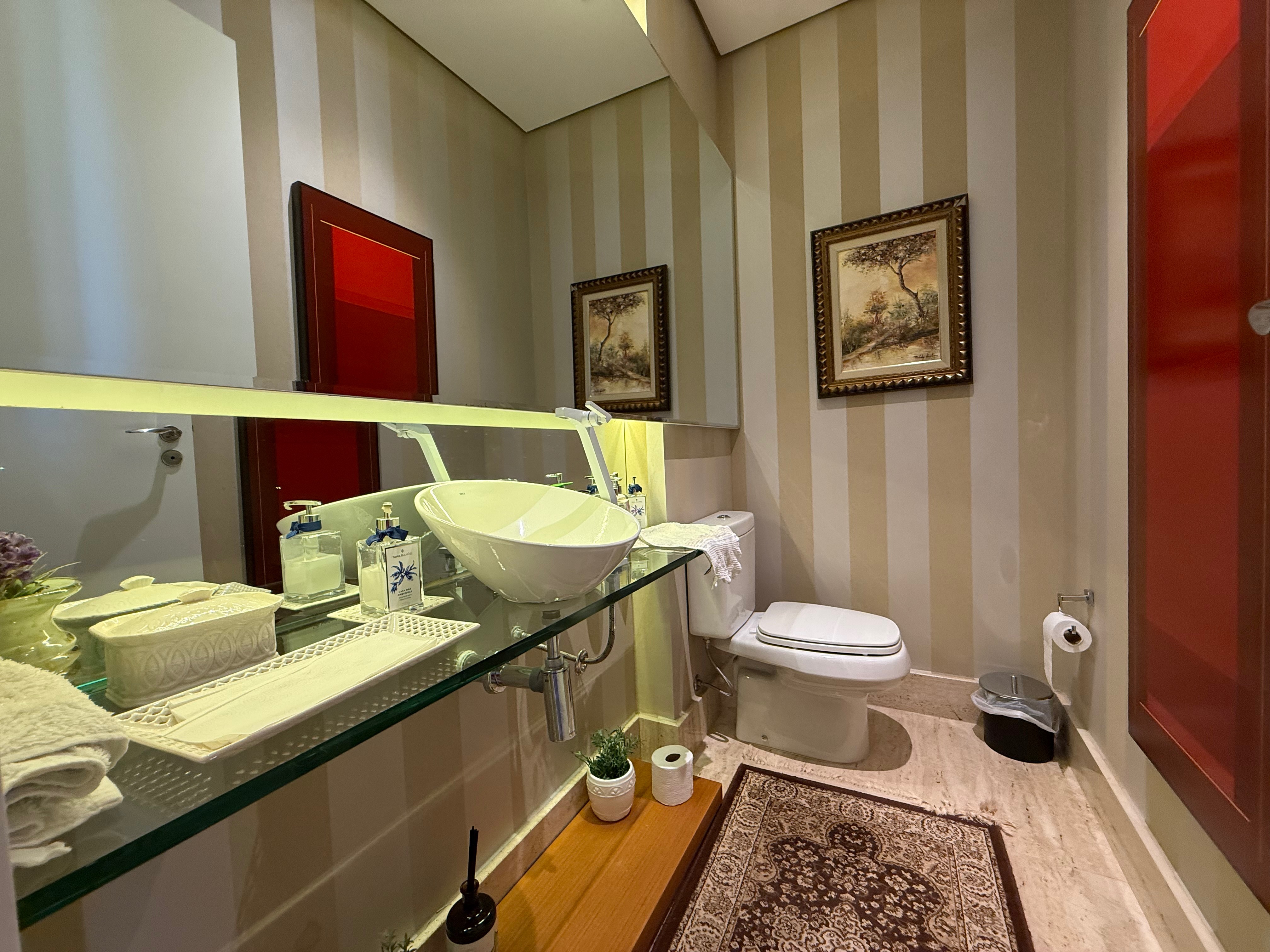 Apartamento à Venda,Porteira fechada, 245m² Privativo aceita permuta, Contém 4 suítes,3 vagas Garagem Gleba Palhano, Londrina, PR