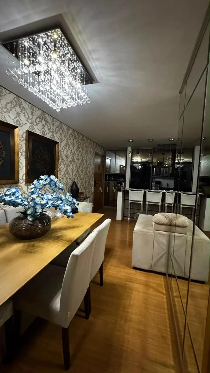 Apartamento Mobiliado à Venda no Liberty Towers, Andar Alto, 2 Vagas de Garagem