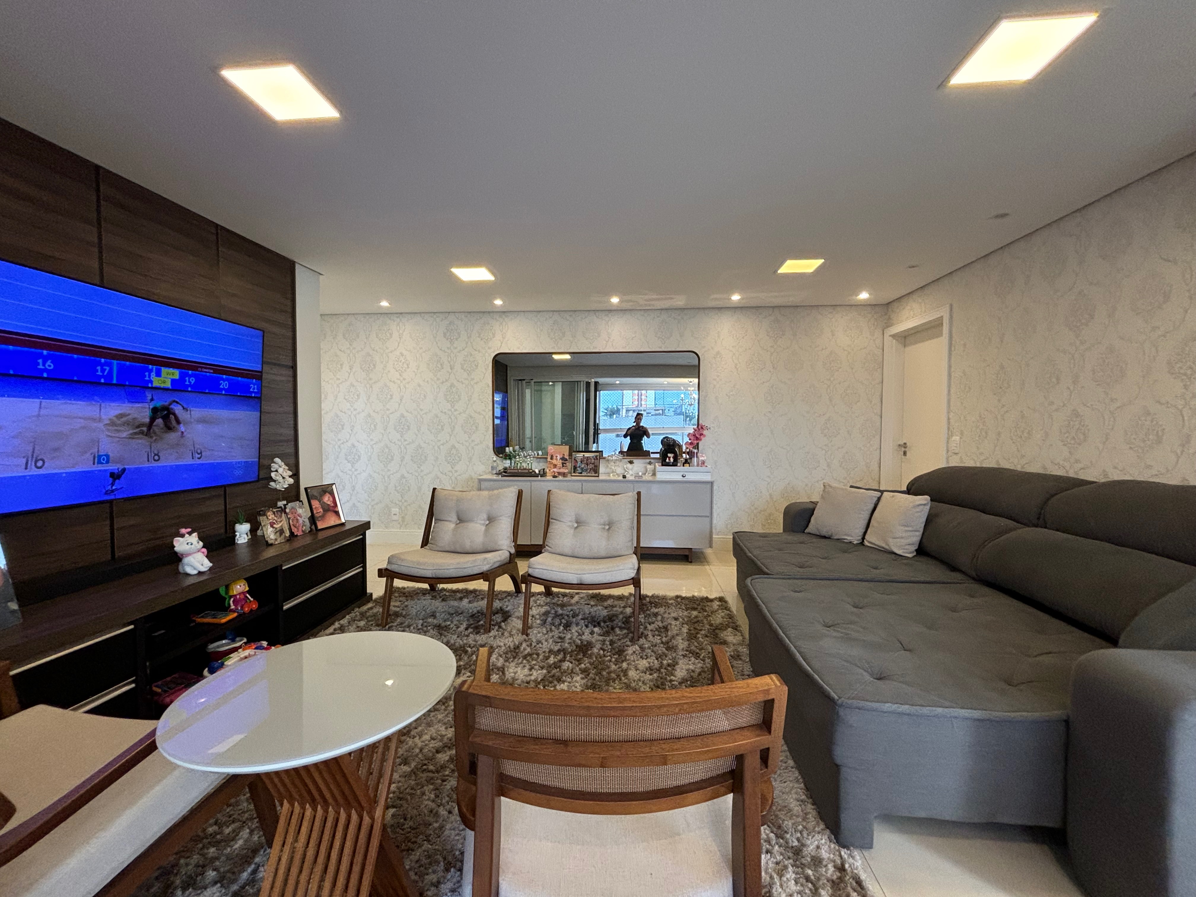 Apartamento 103m² à venda, Ed.Villa Solare, 3 quartos (sendo 1  suíte), 3 vagas, Gleba palhano - Londrina, PR