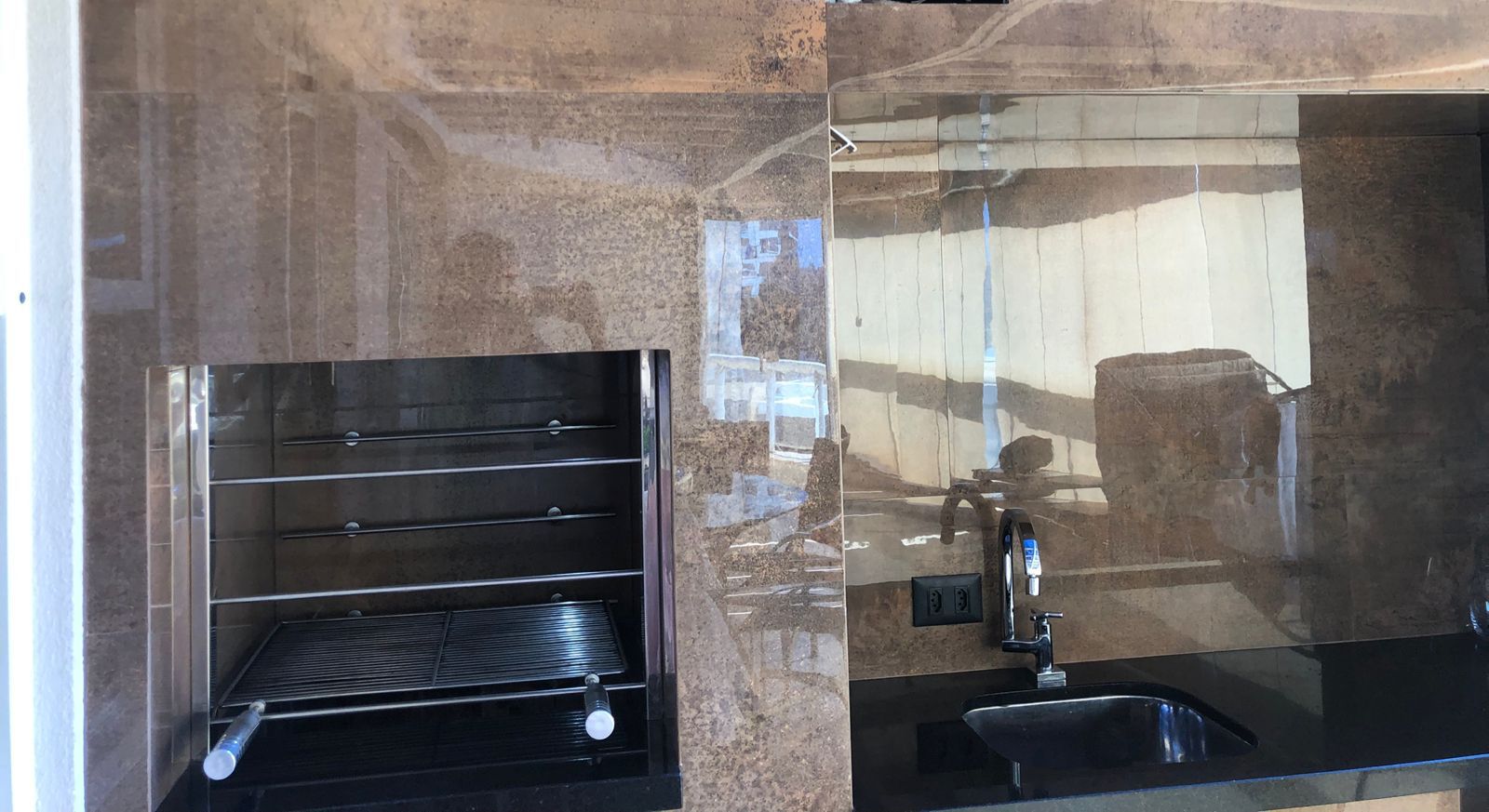 Apartamento completamente mobiliado no Palazzo Di Cesare
