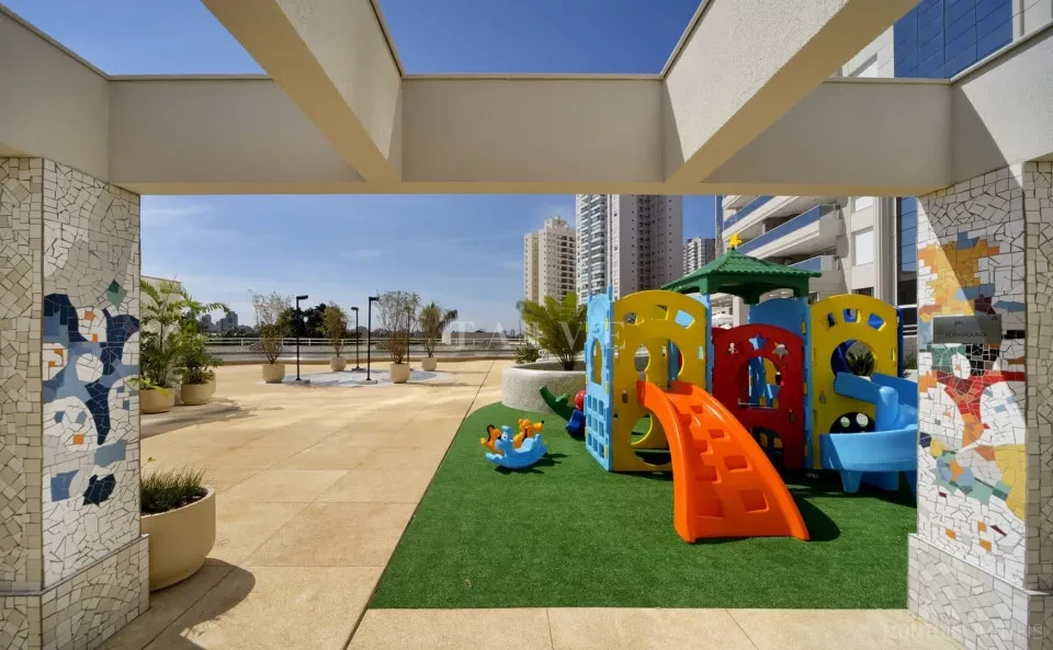 Locação Parc Güell, 3 suites, hidromassagem, vista lago igapó, planejado