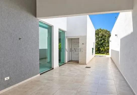 Casa à venda no bairro Tucanos, zona Sul, Londrina, com 4 suítes, 600 m², amplo quintal - foto 19