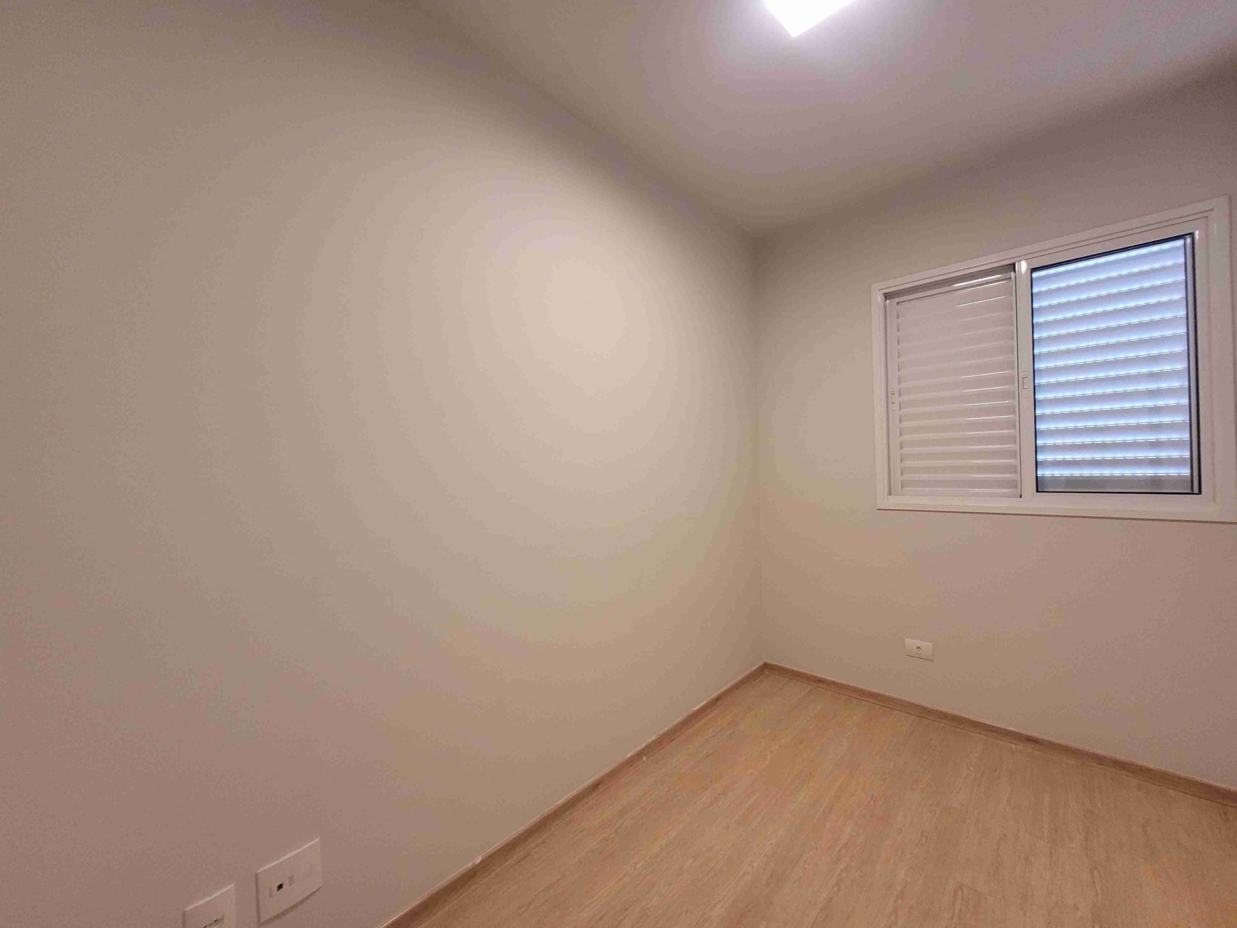 Apartamento à venda no Edifício Reserva Santana,  75m² úteis, 3 quartos sendo 1 suíte,Gleba Fazenda Palhano, Londrina, PR