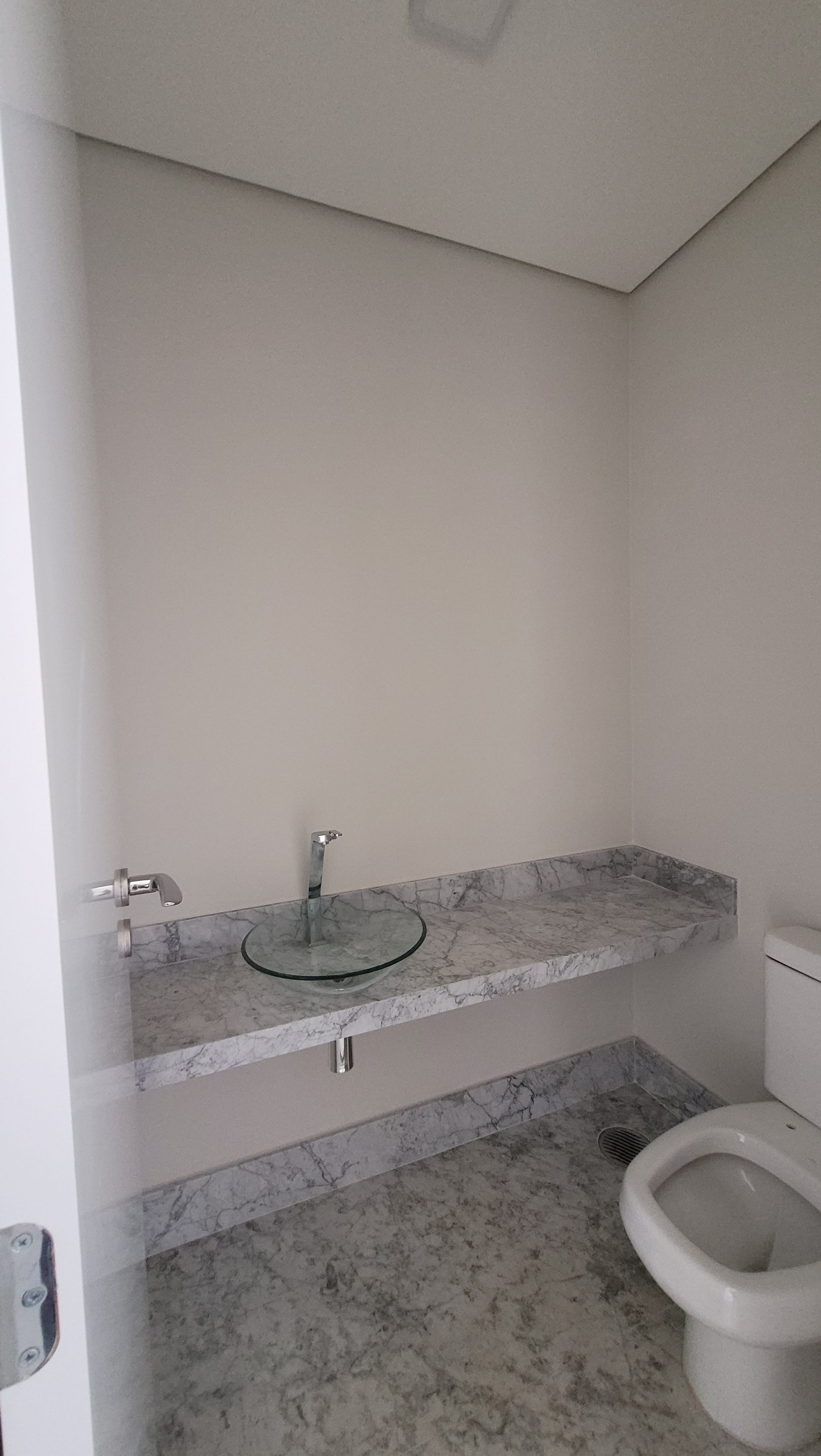 Apartamento  à Venda, 173m² privativos, Ed Queens Park, 3 suítes sendo 1 master, 2 vagas - Gleba Fazenda Palhano, Londrina, PR