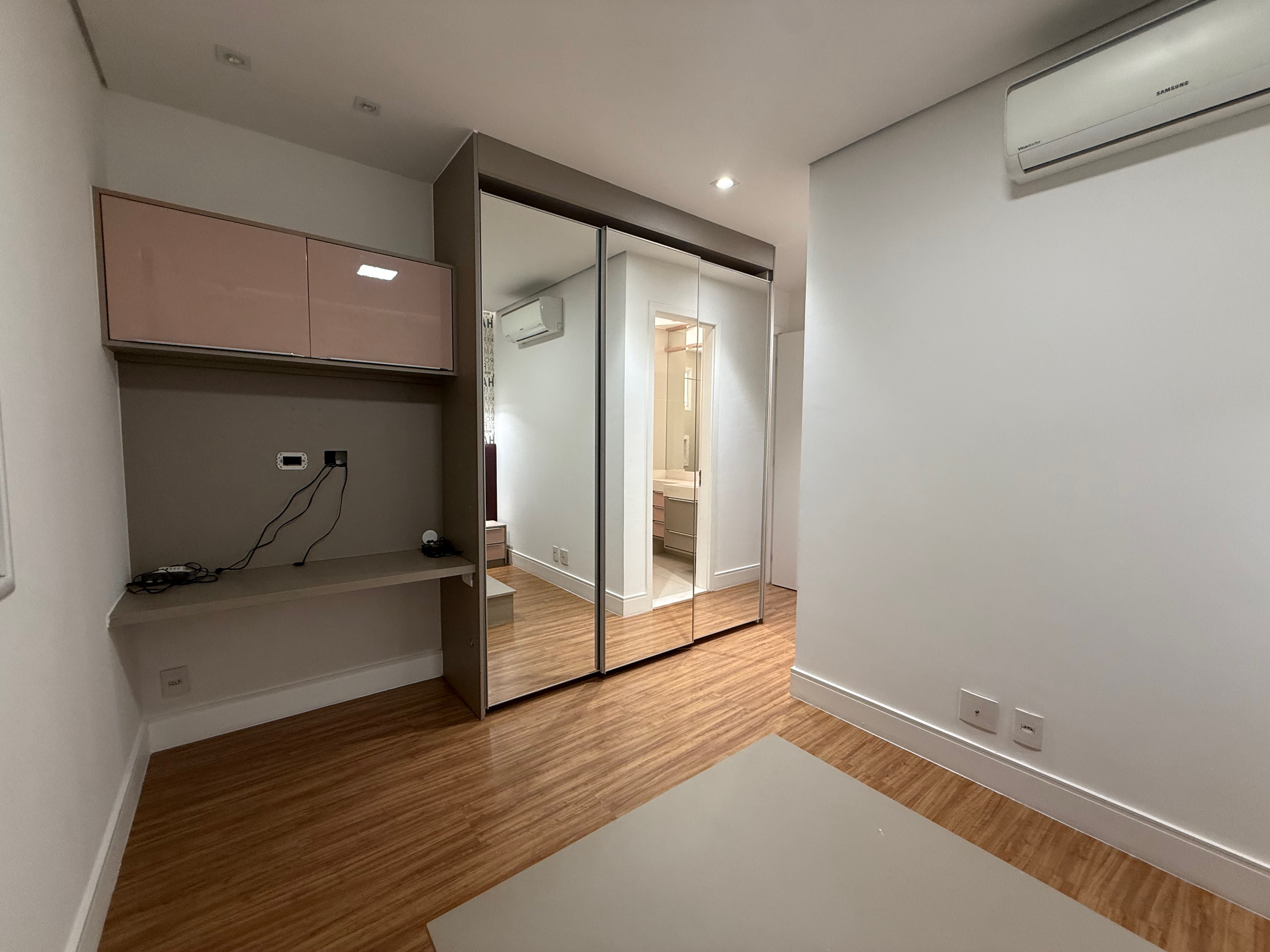 Apartamento à venda, Edifício Le Blanc, 236m² úteis, 3 suítes, 4 vagas, elevador privativo, ampla varanda gourmet - Gleba Palhano, Londrina, PR