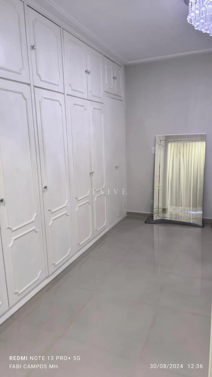 Casa à venda no Jardim Quebec, 614m², 3 Quartos sendo 1 suíte, 5 banheiros, 2 lavabos e 4 vagas de garagem, Londrina, PR - foto 20