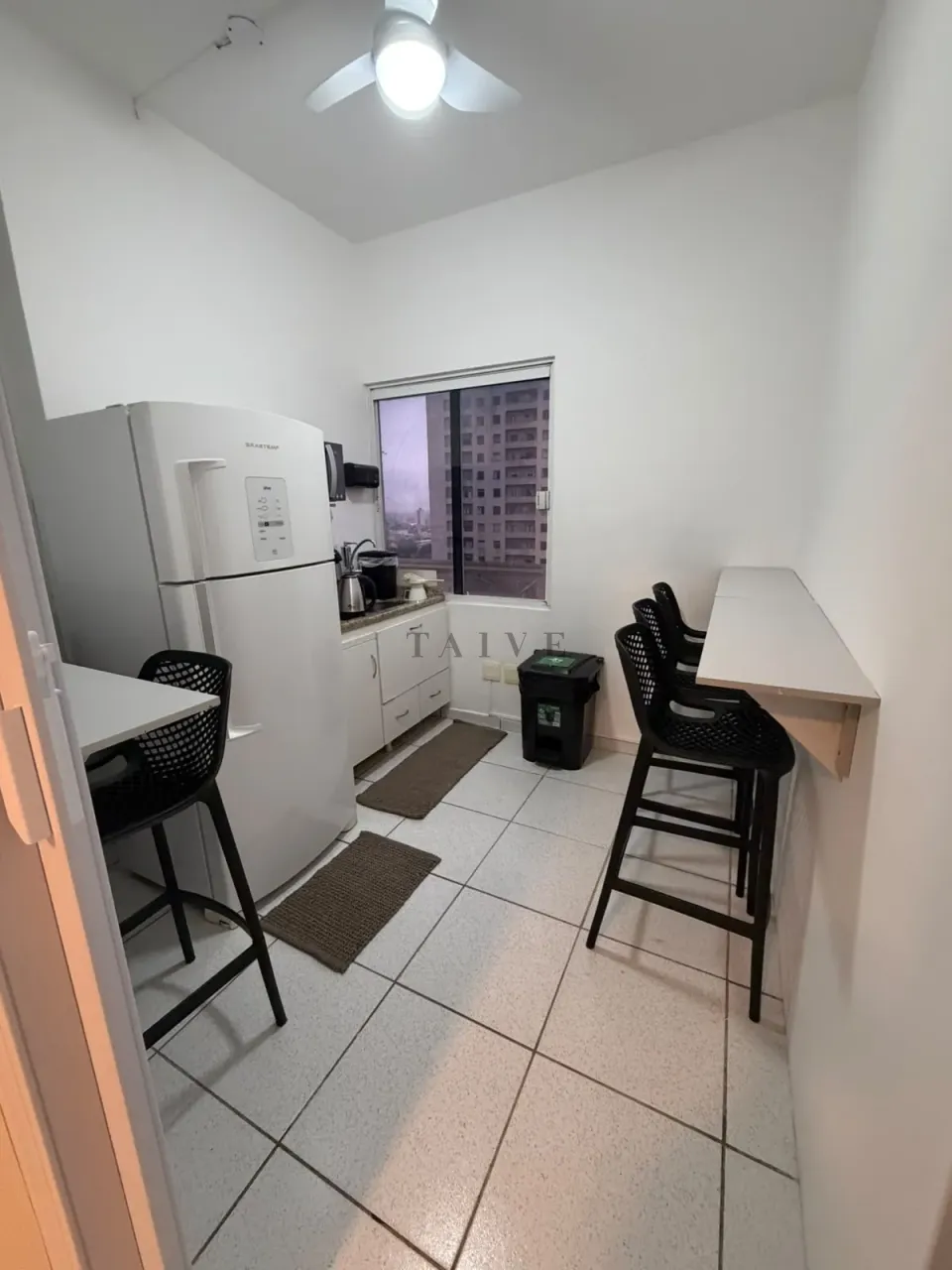 Comercial Para Alugar Centro Londrina, mobiliada, climatizada, de 11 m², 13 m², 19 m², 20 m², 22 m², a partir de 1.590 reais - foto 3