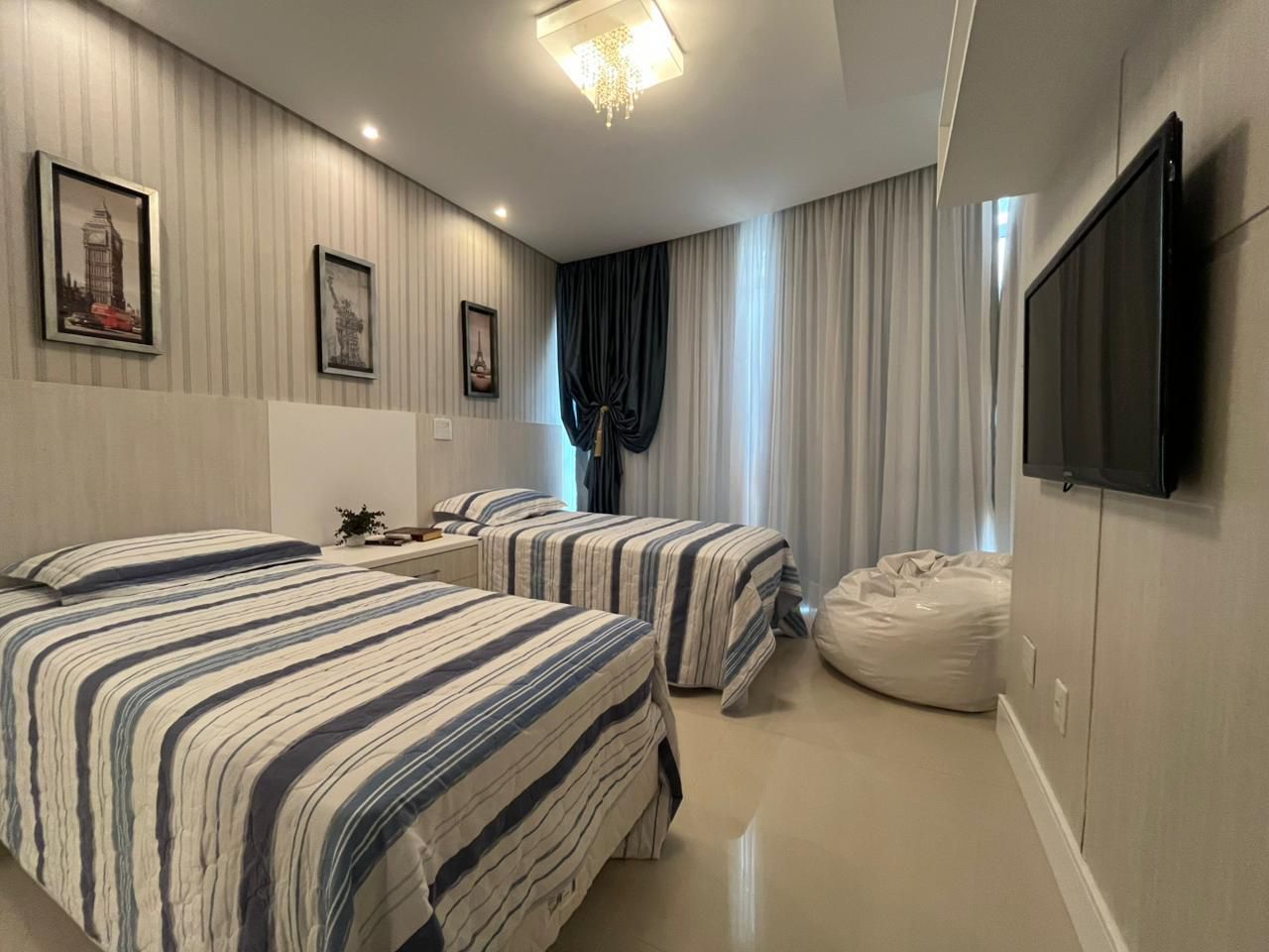 Apartamento com vista mar no Edifício Dubai Tower Residence em Itapema, SC