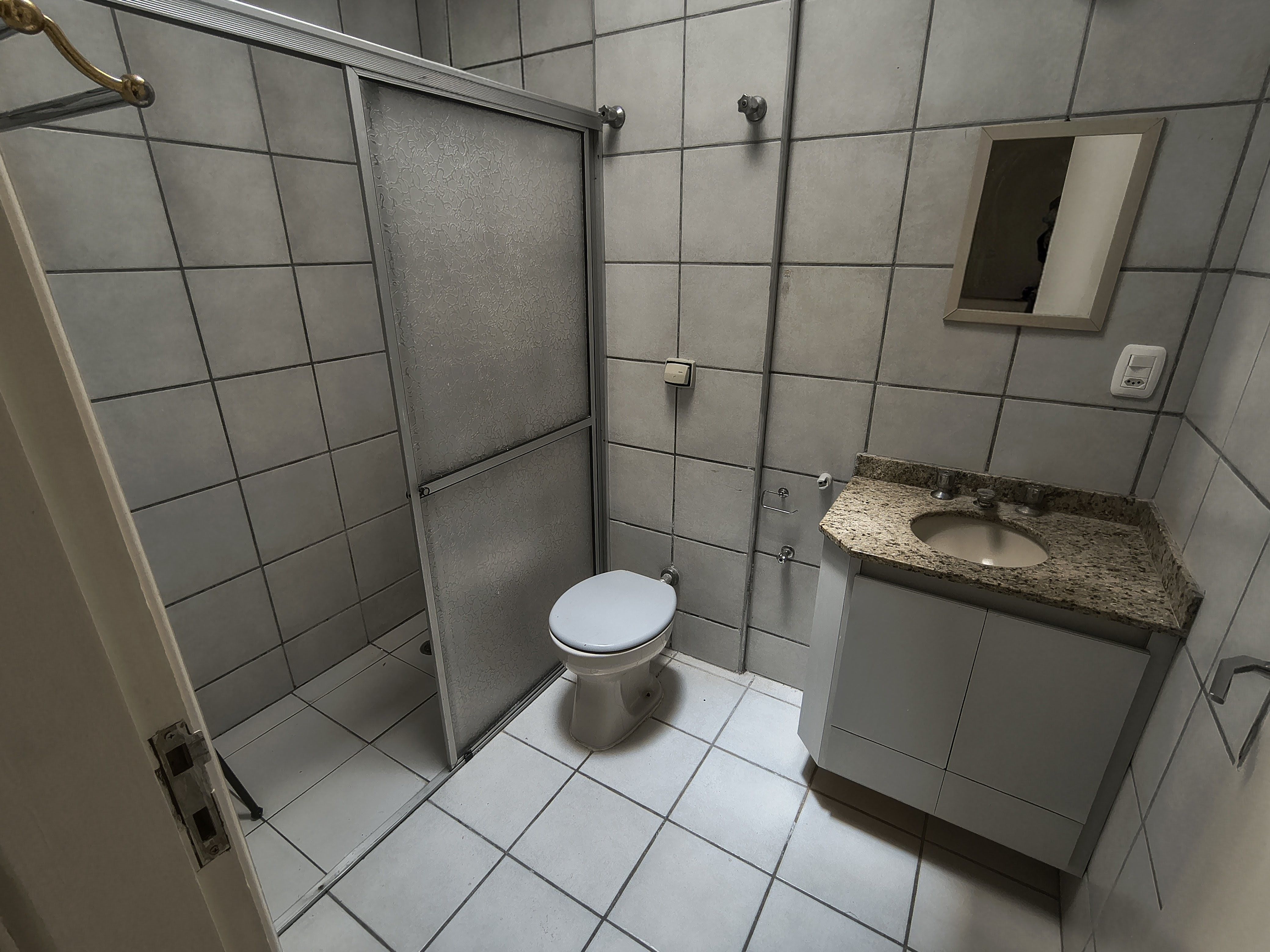 Casa à venda, 3 quartos 1 suíte, 3 vagas, 107M² úiteis, área gourmet, Planejados na suíte,Parque Jamaica, Londrina-PR
