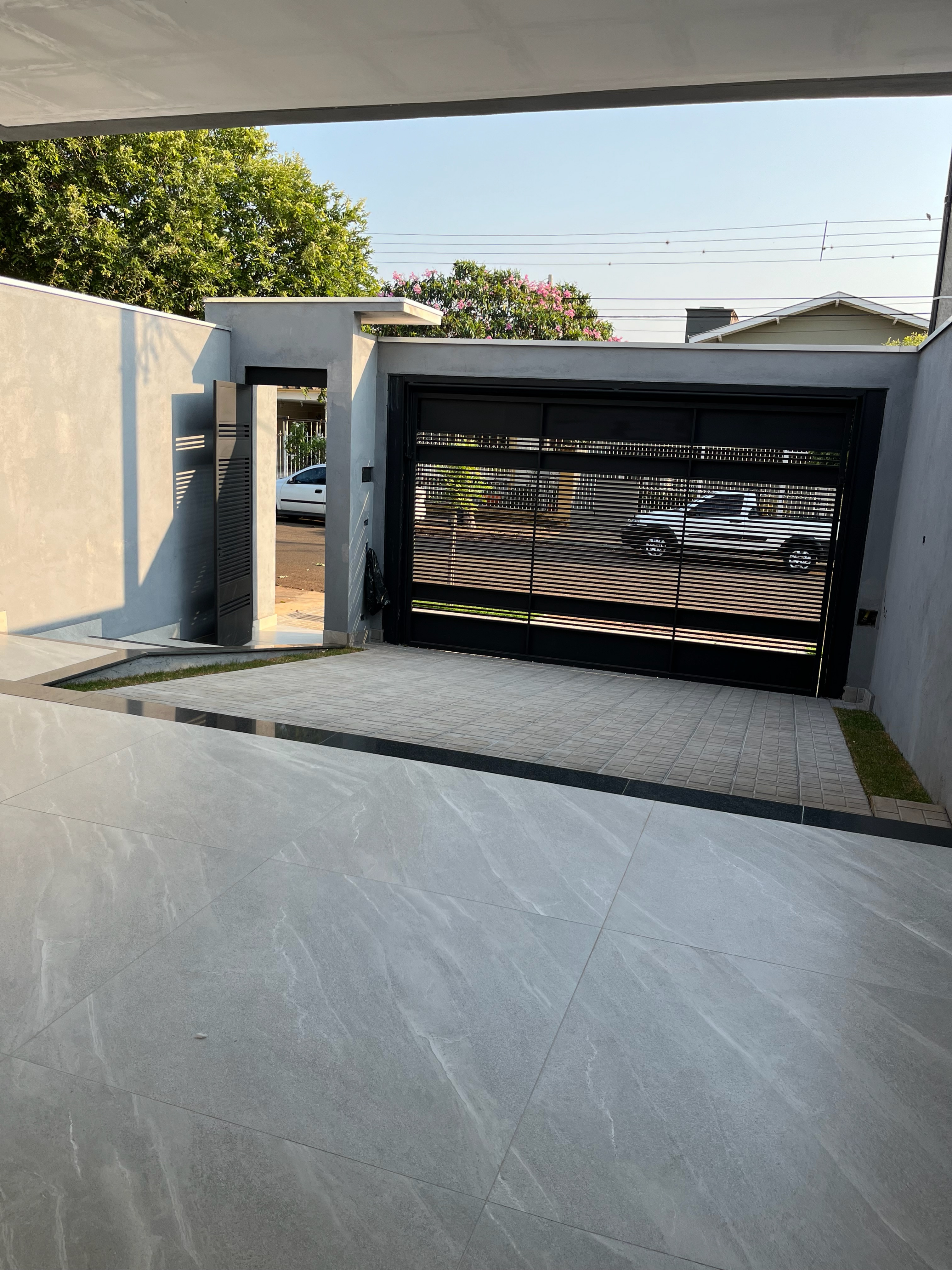 Casa  alto padrão,  à Venda, 140m², 3 dormitórios, 1 suíte próximo ao Aeroporto - Dom Pedro, Londrina, PR