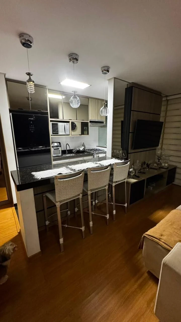 Apartamento Mobiliado à Venda no Liberty Towers, Andar Alto, 2 Vagas de Garagem