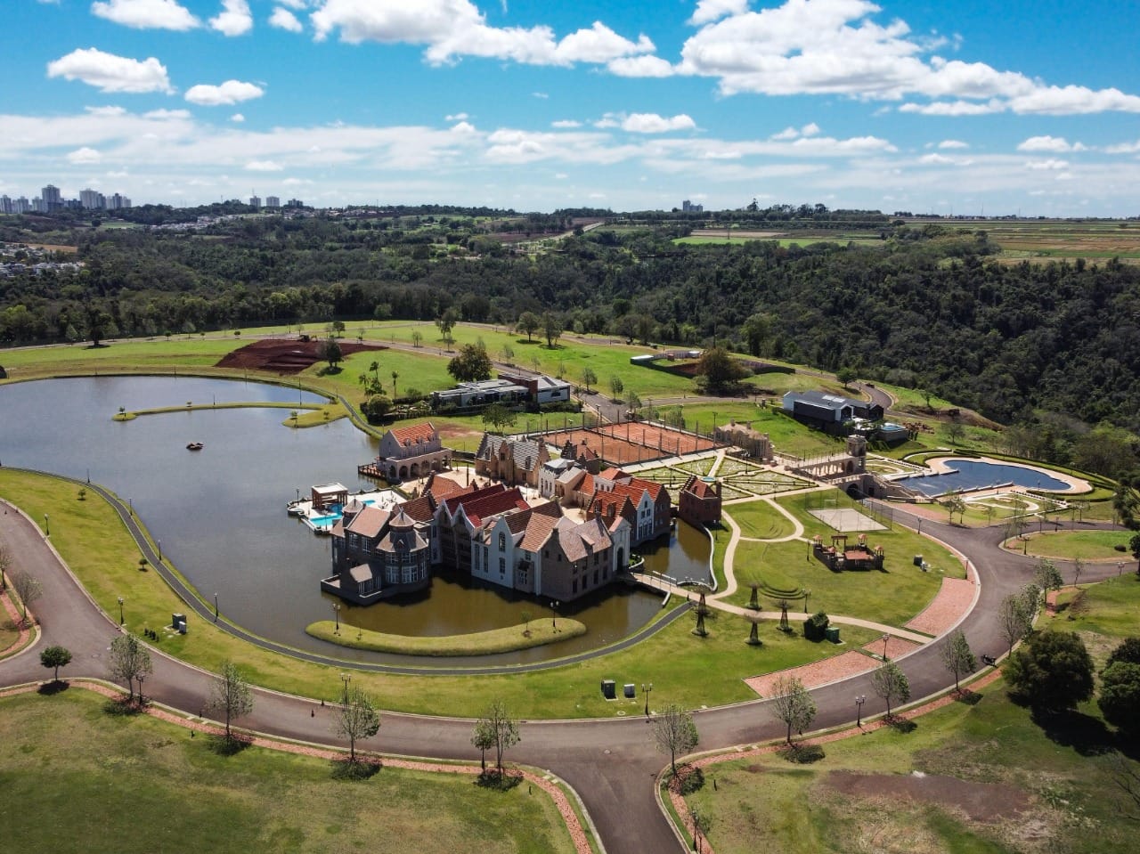 Terreno à venda, Condomínio Euro Royal, 1200m² total - Vivendas do Arvoredo, Londrina, PR