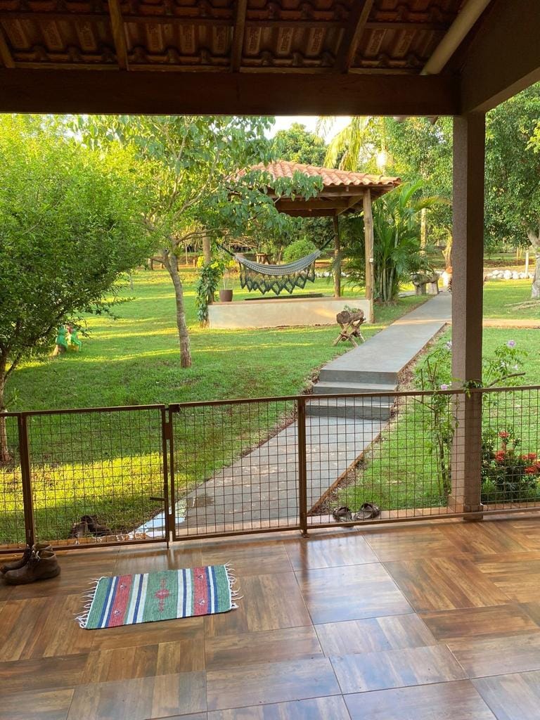 Chácara à Venda, fazenda nata, casa com 250m² de construção, 3 quartos sendo 1 suite -  Londrina, PR