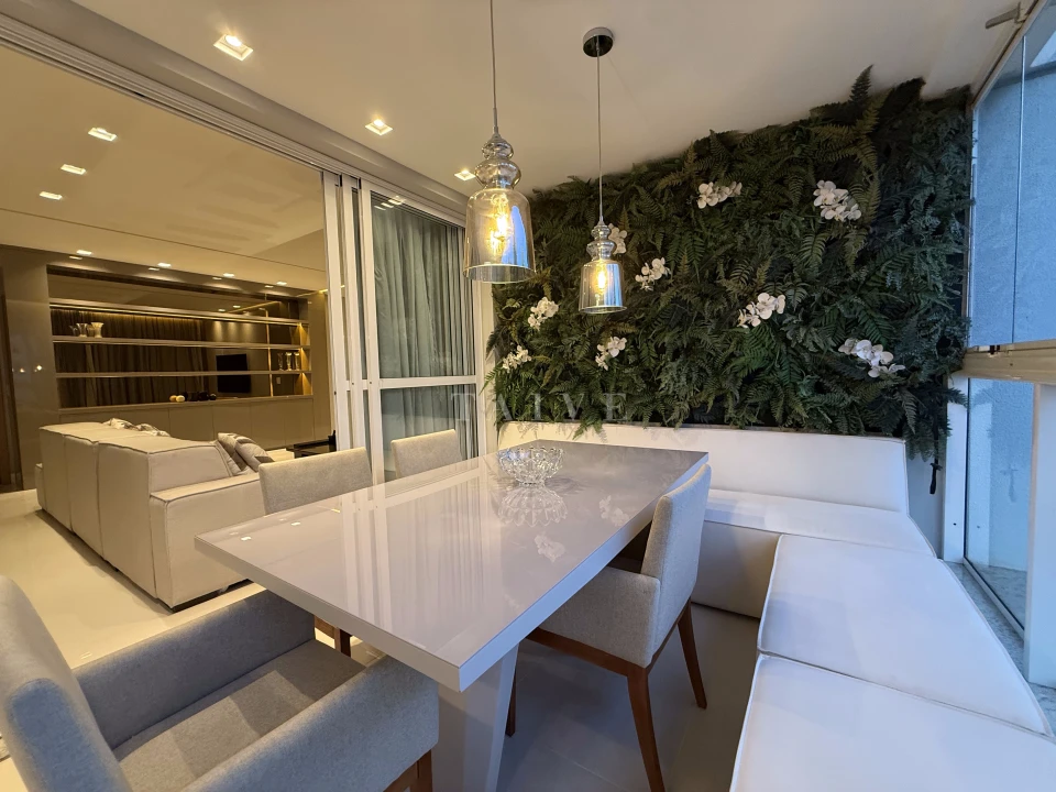 Apartamento mobiliado e decorado Champs Élysées 3 suites com closet e hidromassagem na Praça Pè Vermelho em Londrina