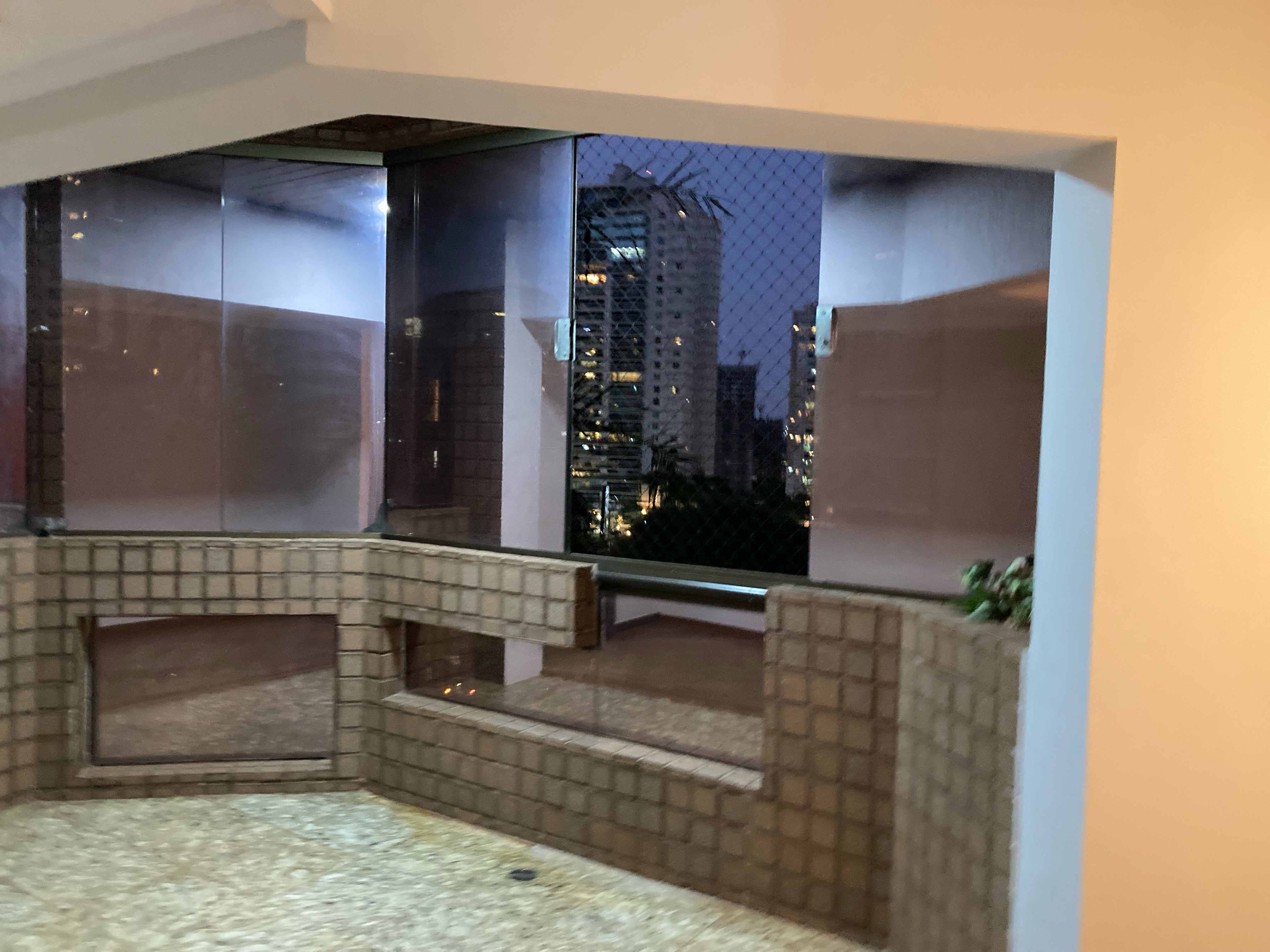 Aluga-se apartamento de 4 quartos na Gleba Fazenda Palhano com planejados, Londrina, PR