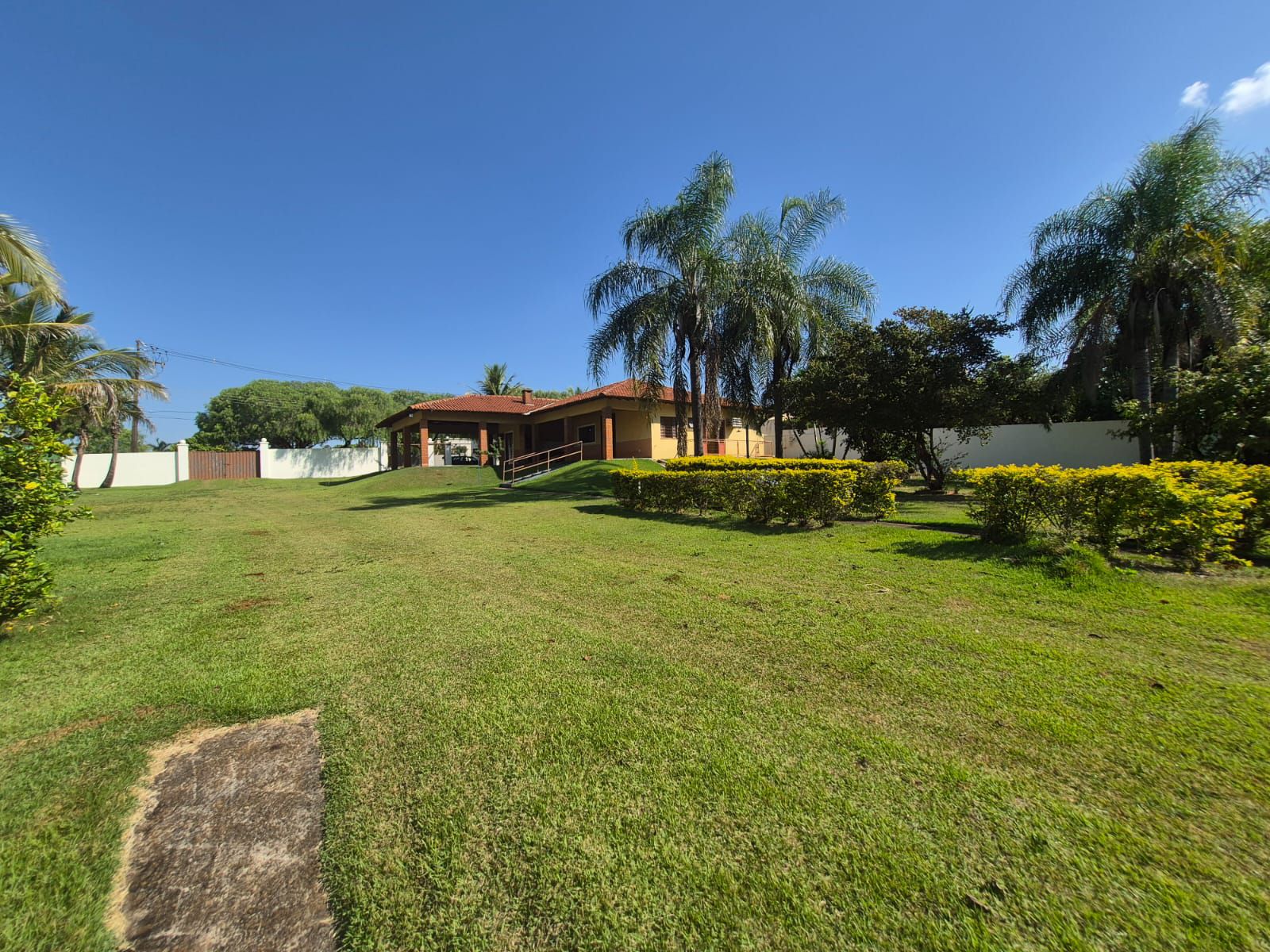 Casa à venda, 3 quartos sendo 2 suites, 350 m², Recanto do Salto, Londrina, PR - Oportunidade Unica