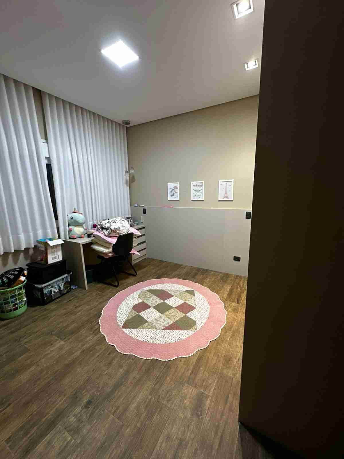 Casa para locação, mobiliada , 3 suítes, 4 vagas, no condomínio Terras de Canaã,Cambé - PR