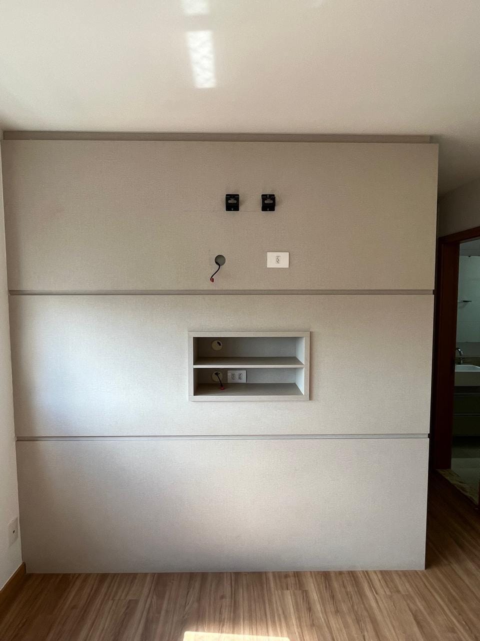 Apartamento à venda, Edifício Alameda Eco Resort , 83m² úteis, 3 dormitórios sendo 1 suíte, 2 vagas , andar alto, Gleba Palhano, Londrina, PR